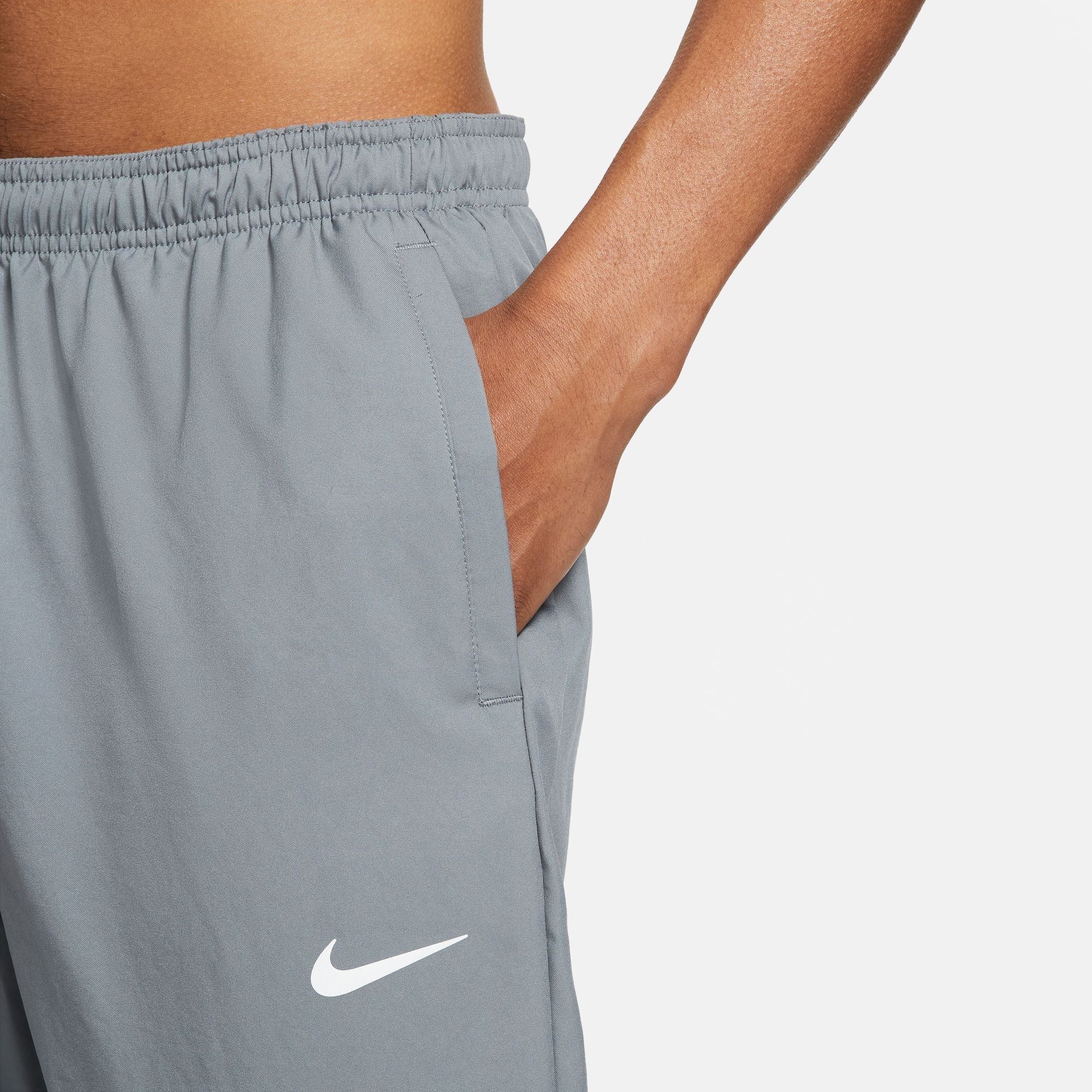 Nike Laufhose »DRI-FIT CHALLENGER MEN'S WOVEN RUNNING PANTS«