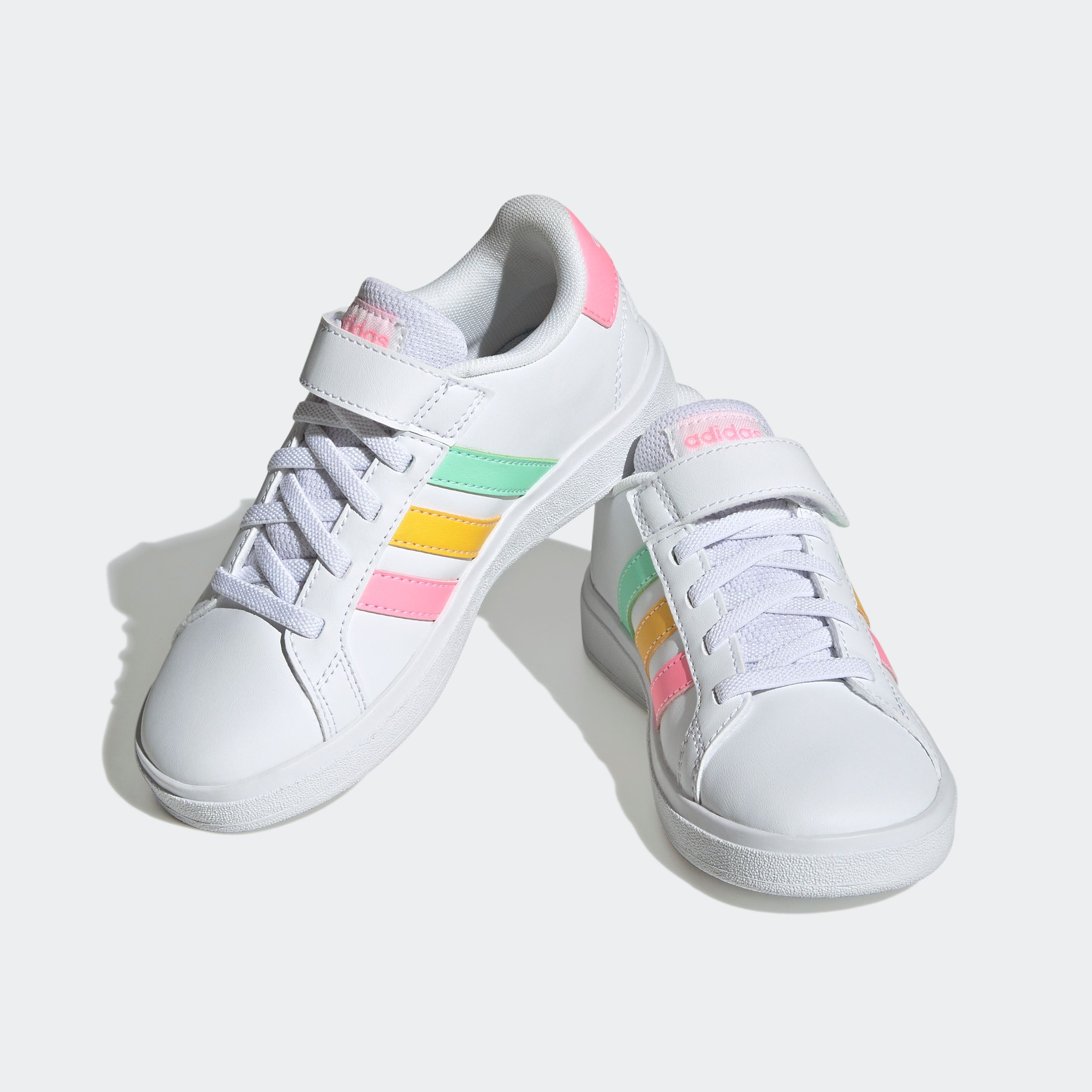 adidas Sportswear Klettschuh »GRAND COURT 2.0 KIDS« Design auf den Spuren des adidas Superstar, für Kinder