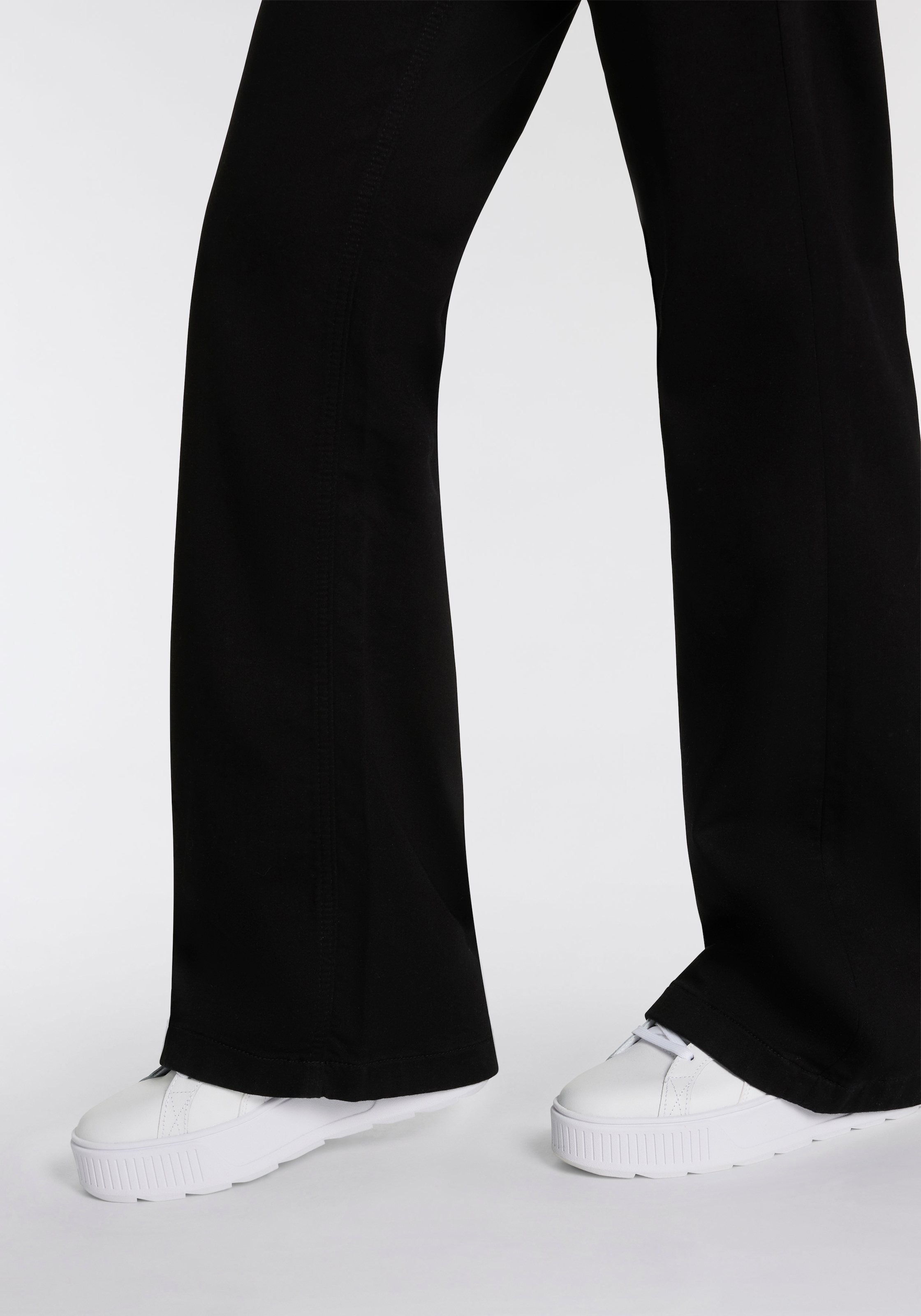 Herrlicher 5-Pocket-Jeans »Edna Denim Black Jogg«, im Flared Fit, Mid Waist