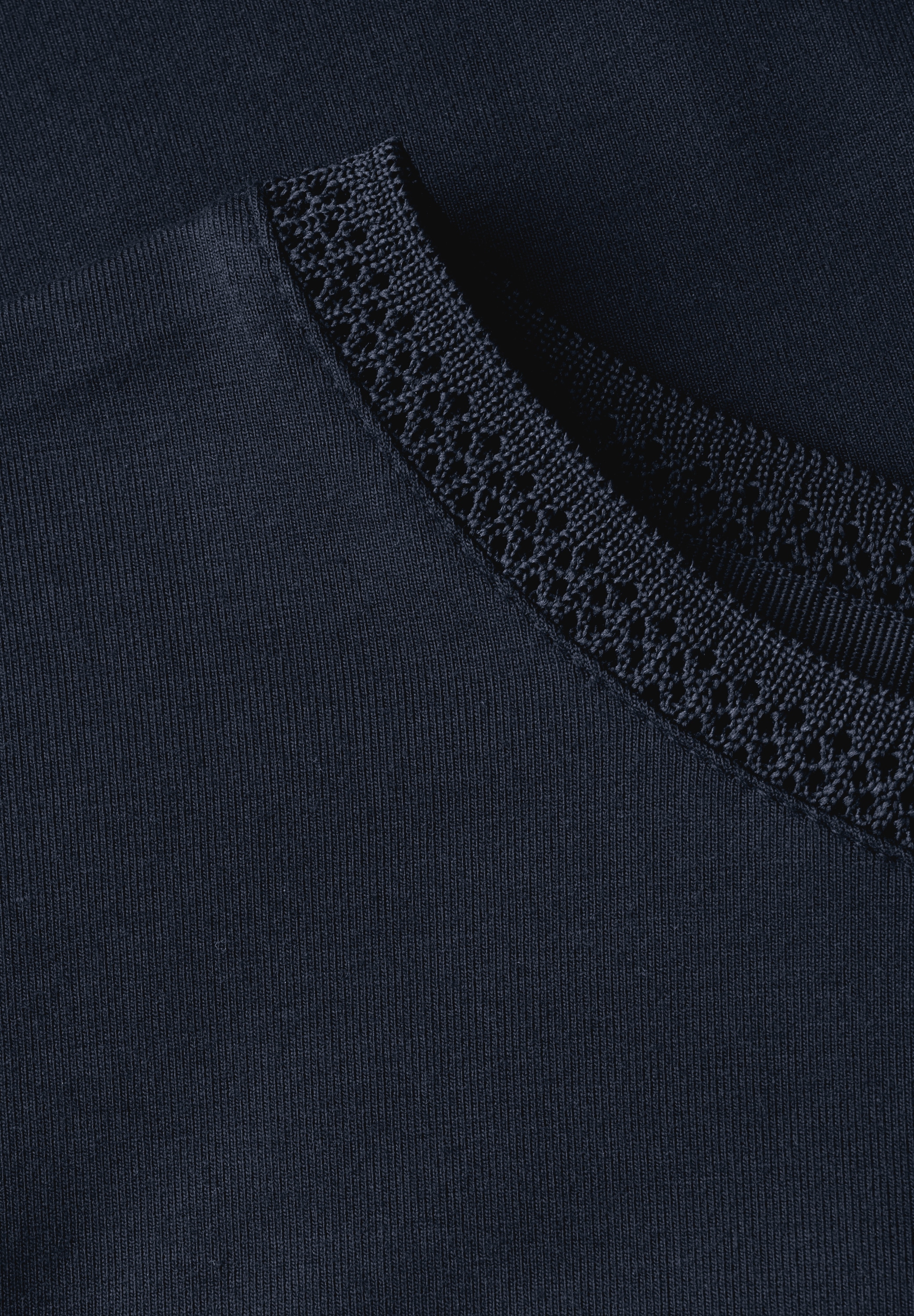 STREET ONE T-Shirt, mit Dekortape und elastischem Saum