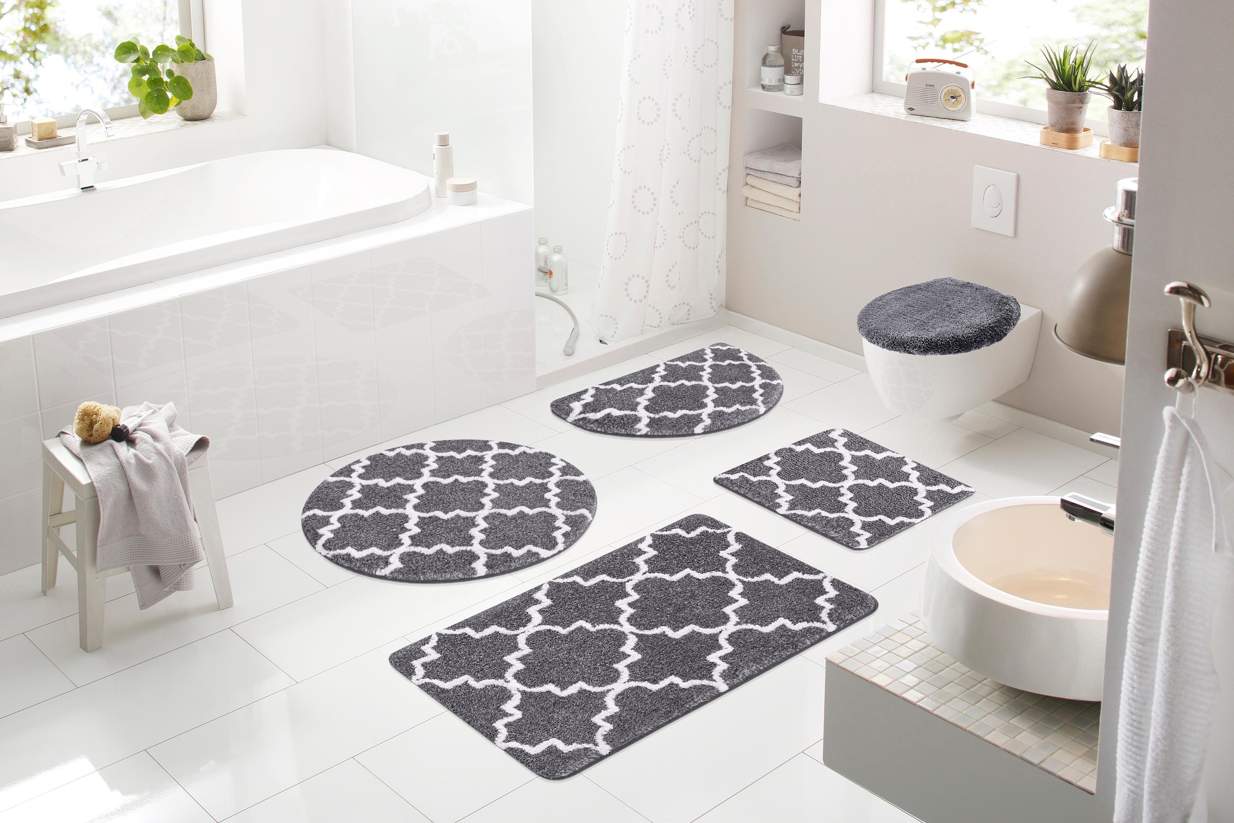my home Badematte »Suzie«, rutschhemmend beschichtet, strapazierfähig-fussbodenheizungsgeeignet-schnell trocknend, Muster, Badteppich, Badematten auch als 3 teiliges Set & rund
