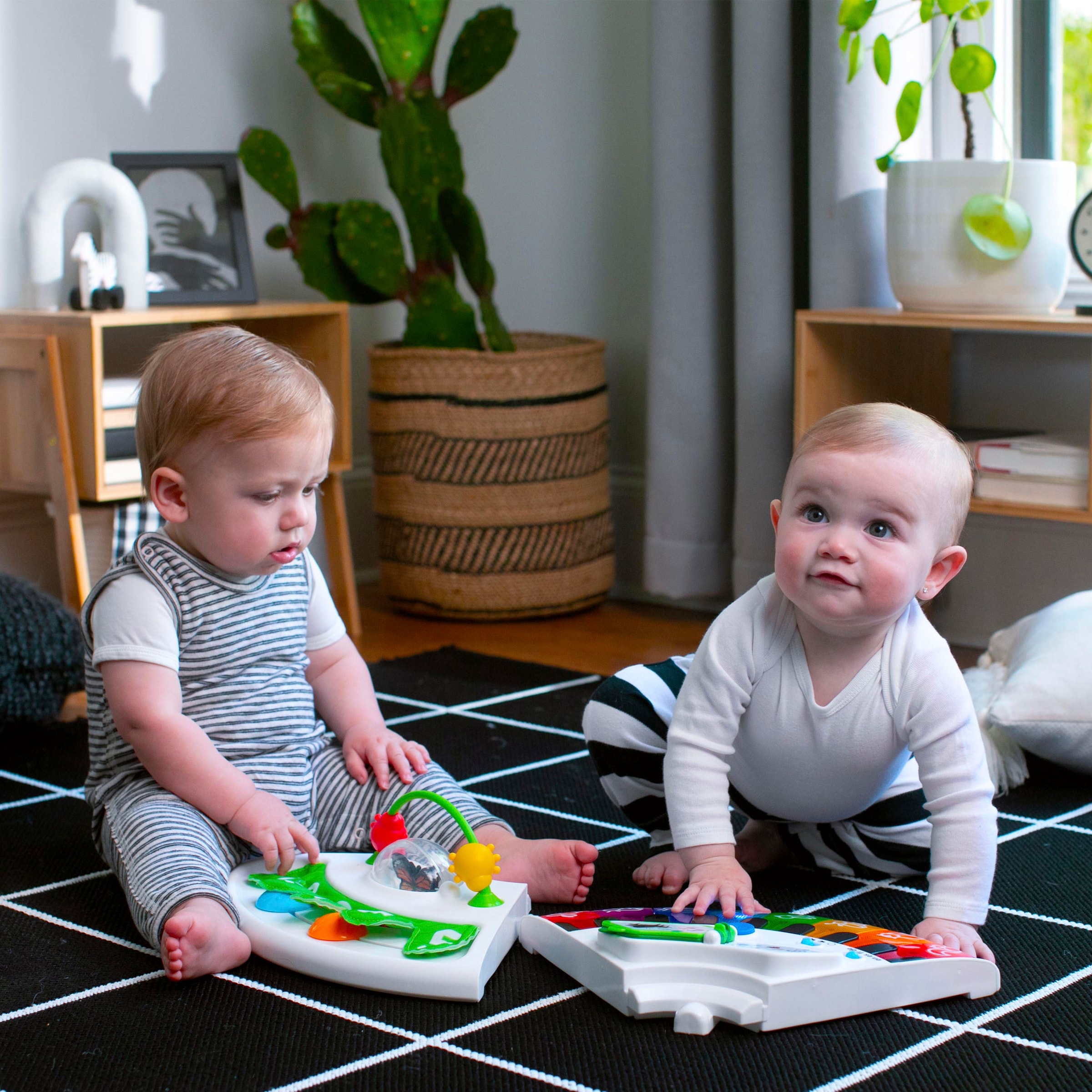 Baby Einstein Spielcenter »Around We Grow«, mit abnehmbarem Sitz; mit Sound