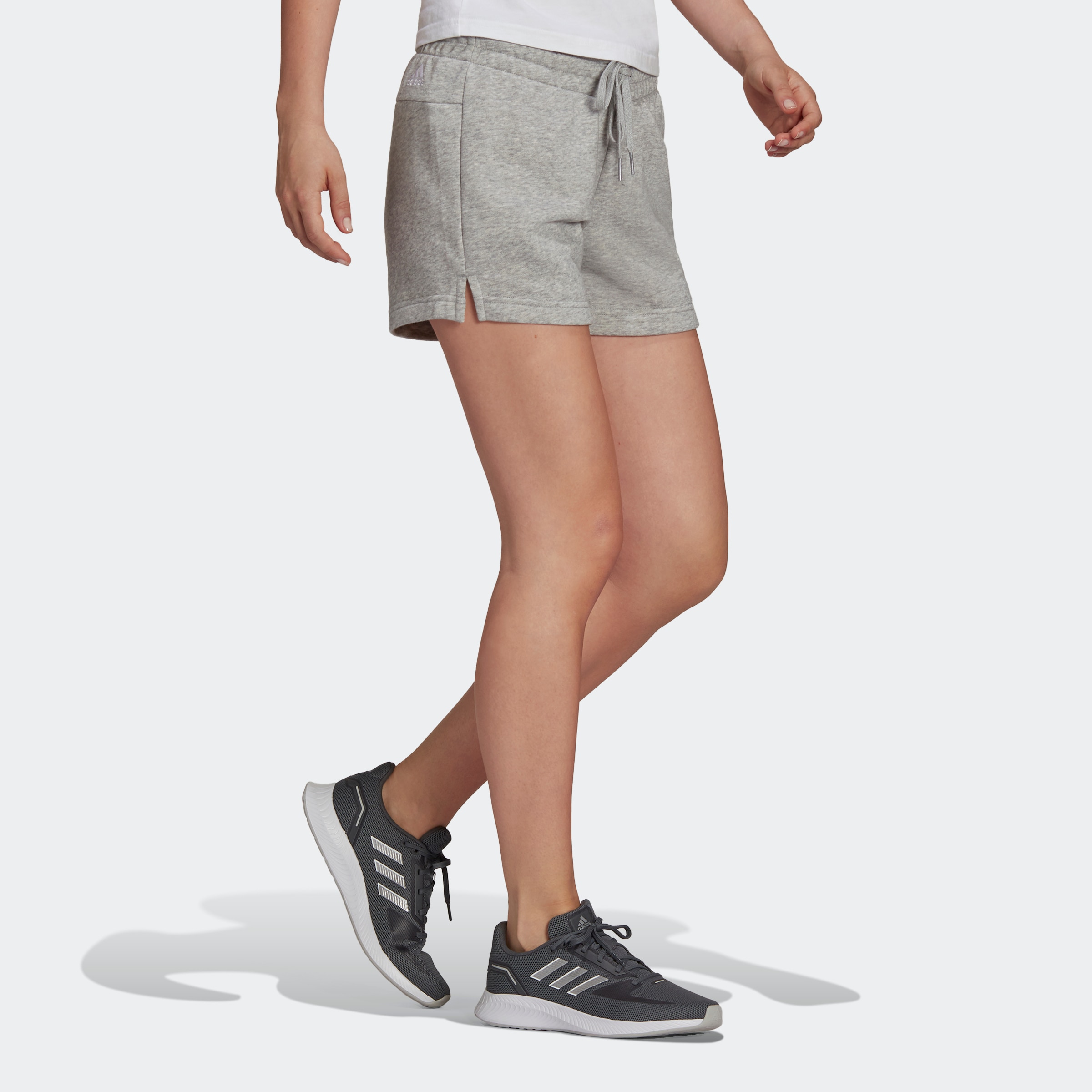 online SLIM LOGO«, tlg.) Jelmoli-Versand Sportswear Schweiz (1 Shorts bei bestellen »ESSENTIALS adidas