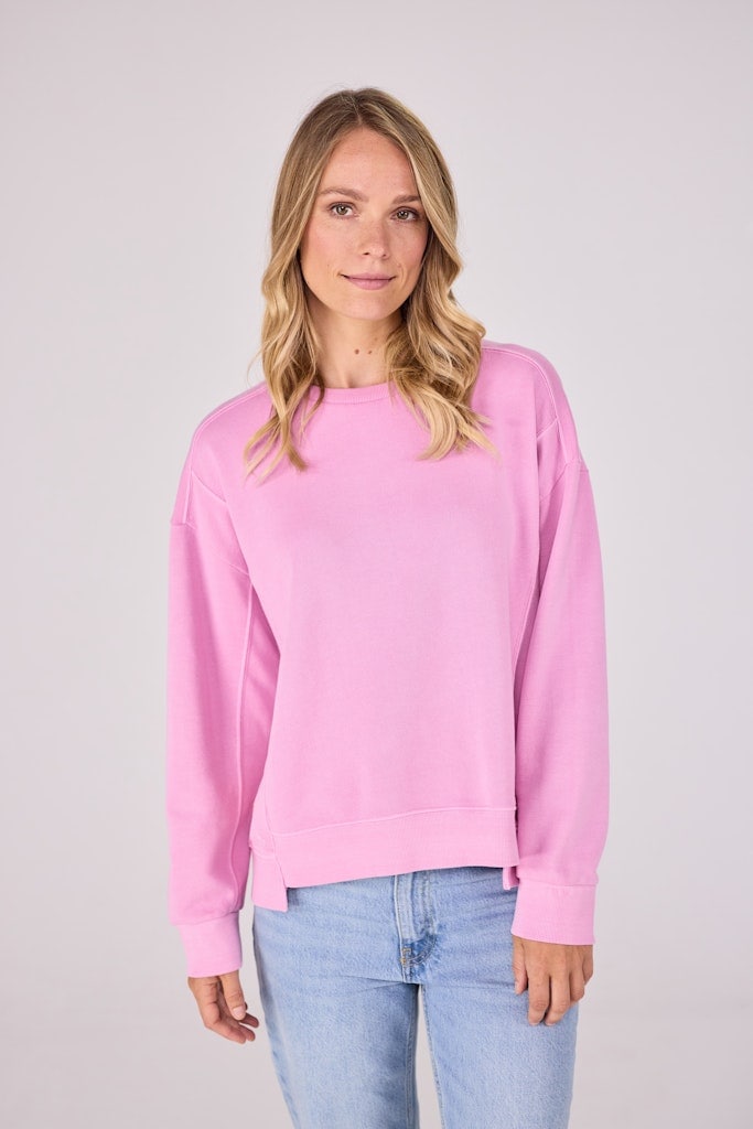 Lieblingsstück Sweatshirt »CaleriaL«, mit Stickerei, hinten länger geschnitten
