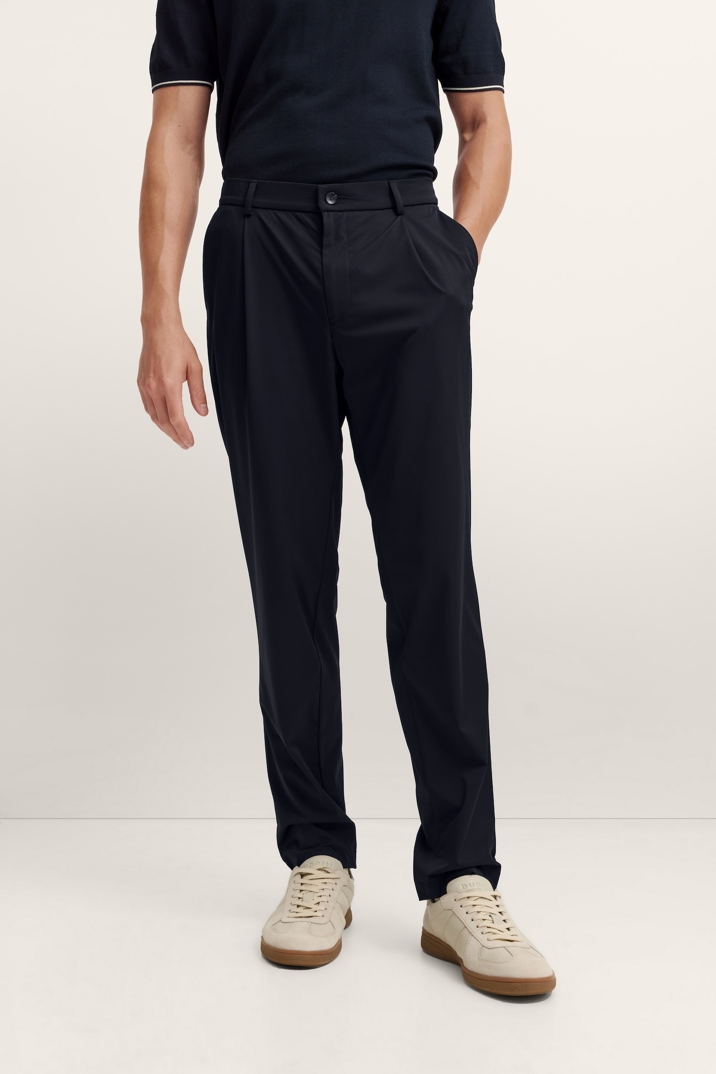 bugatti Bundfaltenhose »Tapered Fit« mit Flexcity Performance Stretch
