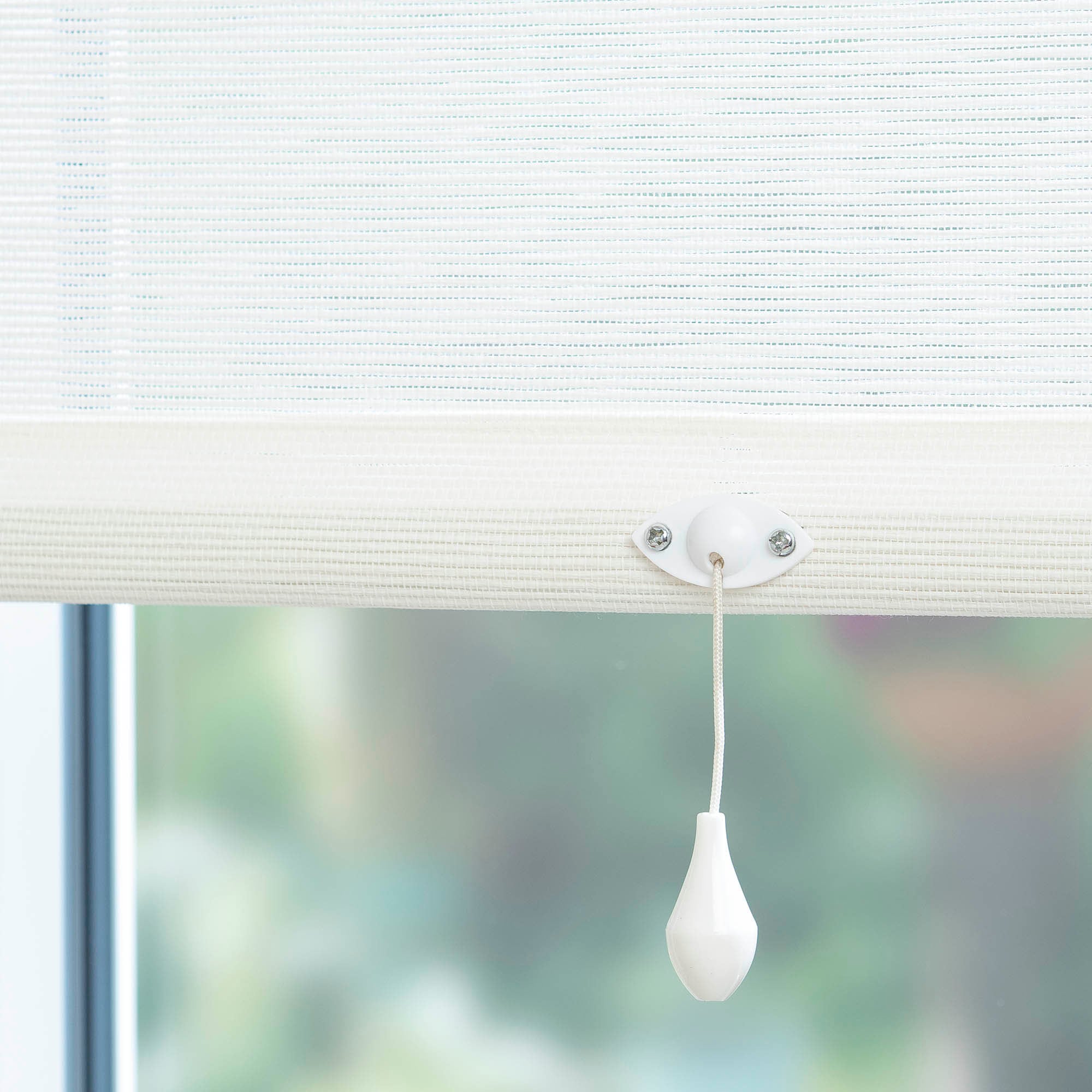 Liedeco Springrollo »Springrollo mit Dekor, lichtdurchlässig, Struktur natur weiss, Liedeco«, Lichtschutz, Perlreflex-beschichtet, ohne Bohren, freihängend, Dekorrollo Hergestellt in Deutschland