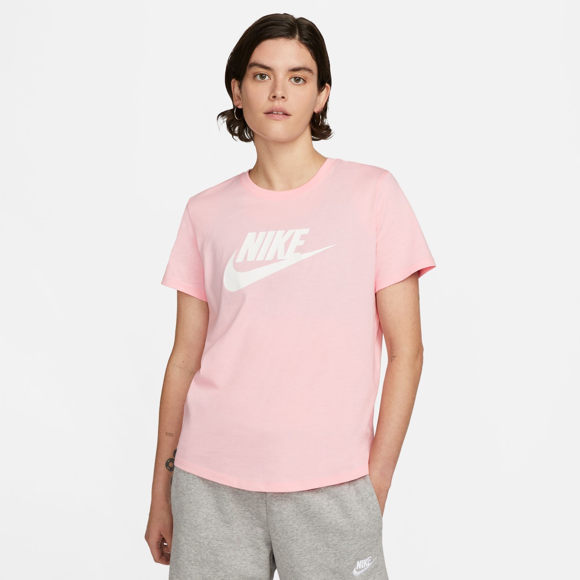 Nike Sportswear T-Shirt »ESSENTIALS WOMEN'S LOGO T-SHIRT«