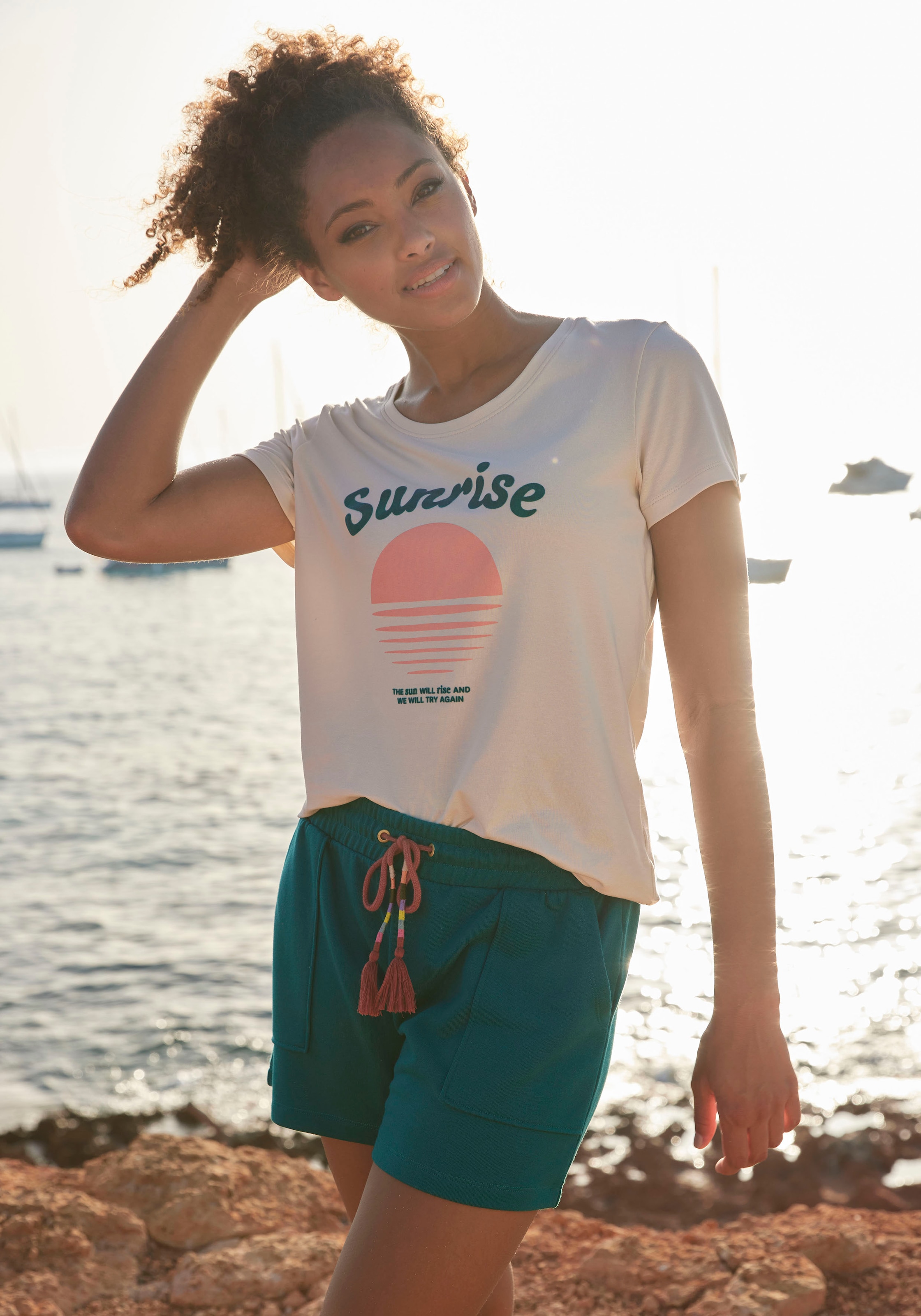 Vivance Kurzarmshirt, T-Shirt mit schönem Frontprint, Loungewear