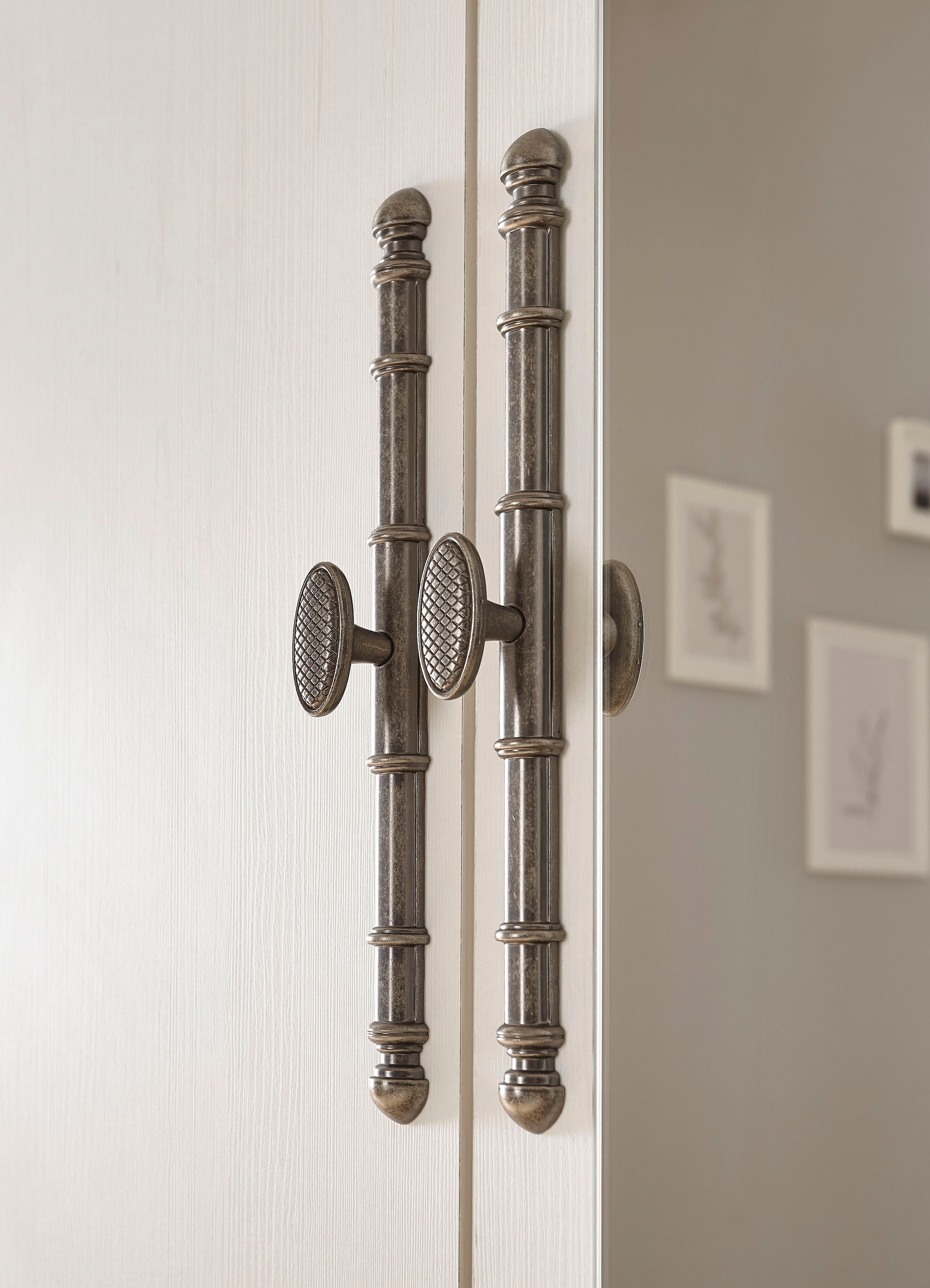 Home affaire Kleiderschrank »WESTMINSTER«, mit dekorativer Rillenfräsungen,  in den Breiten 109 und 149 cm kaufen