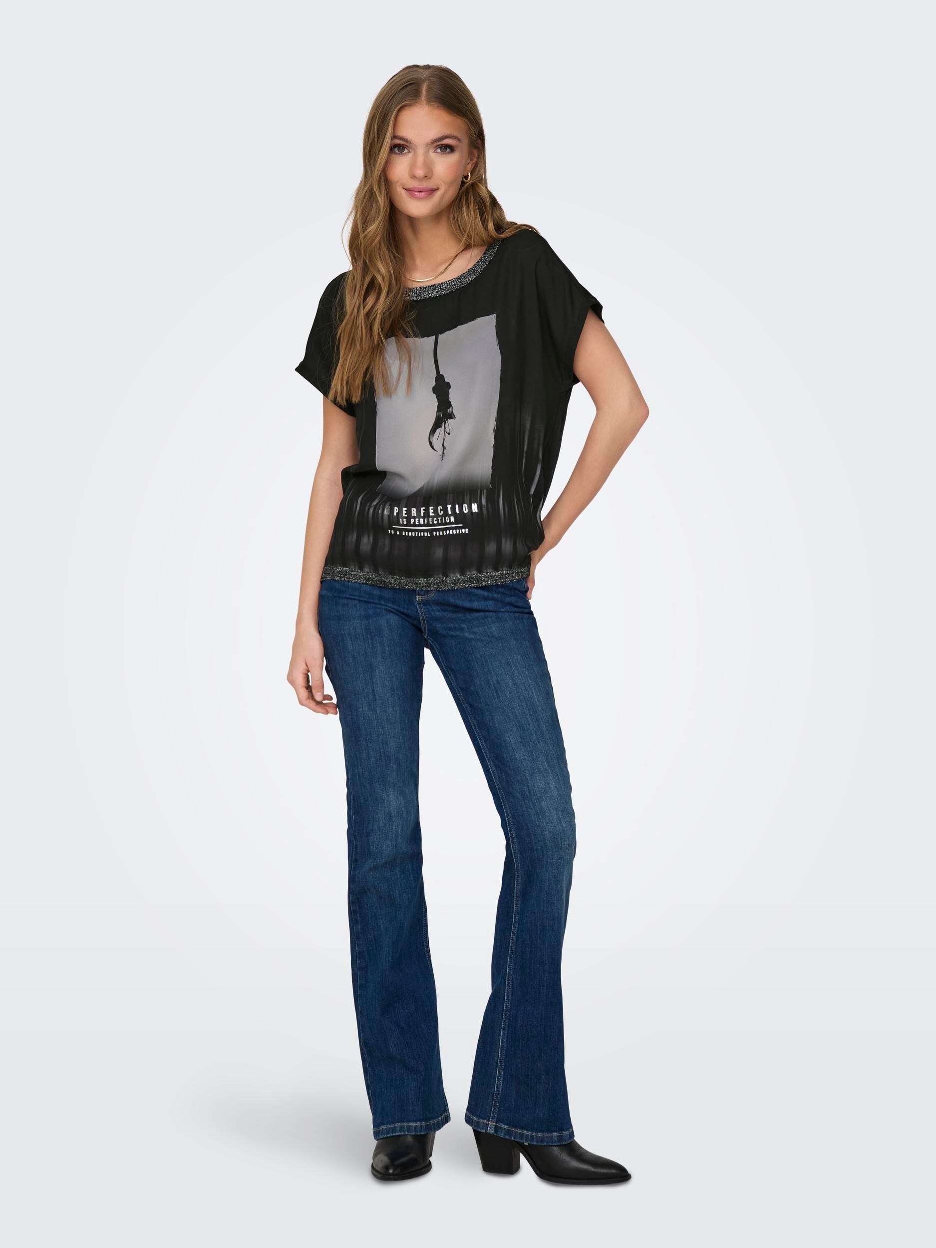 ONLY Kurzarmshirt »ONLMICKELA S/S PHOTO TOP BOX JRS«