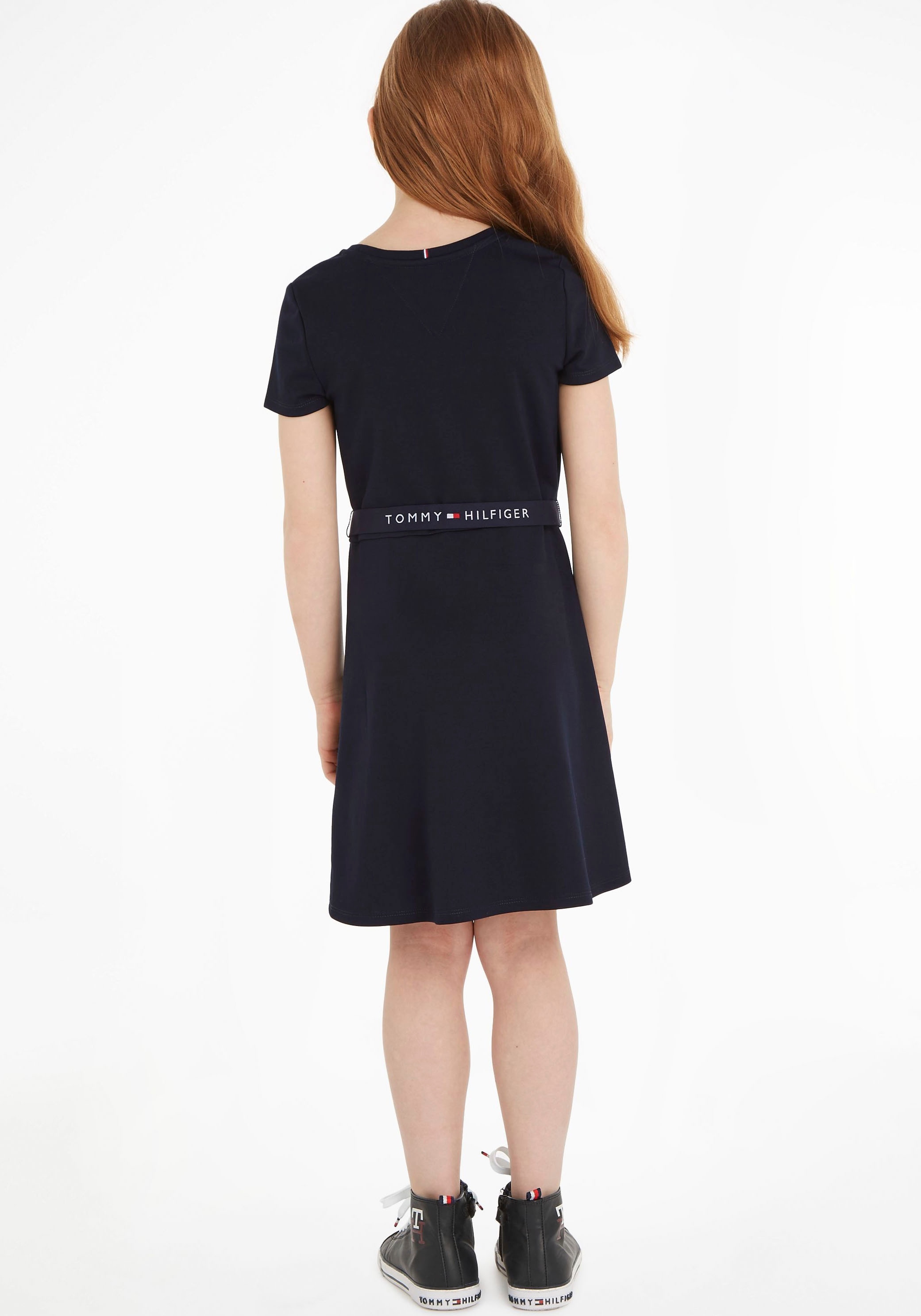 Tommy Hilfiger Jerseykleid »ESSENTIAL SKATER DRESS«, mit Markenlabel am Bund