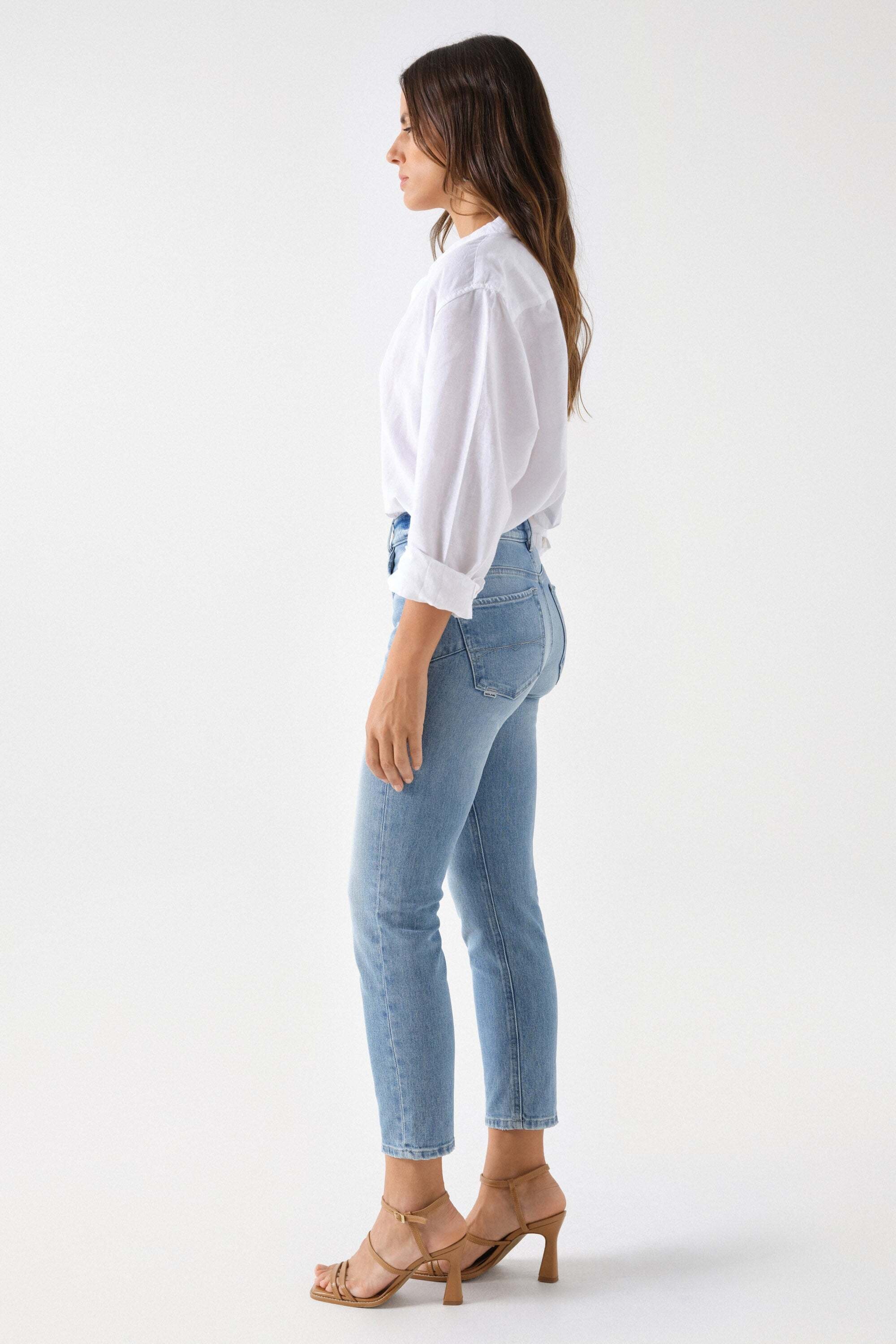 Salsa Slim-fit-Jeans »Salsa Jeans Jeans Faith Light Wash Button Detail«