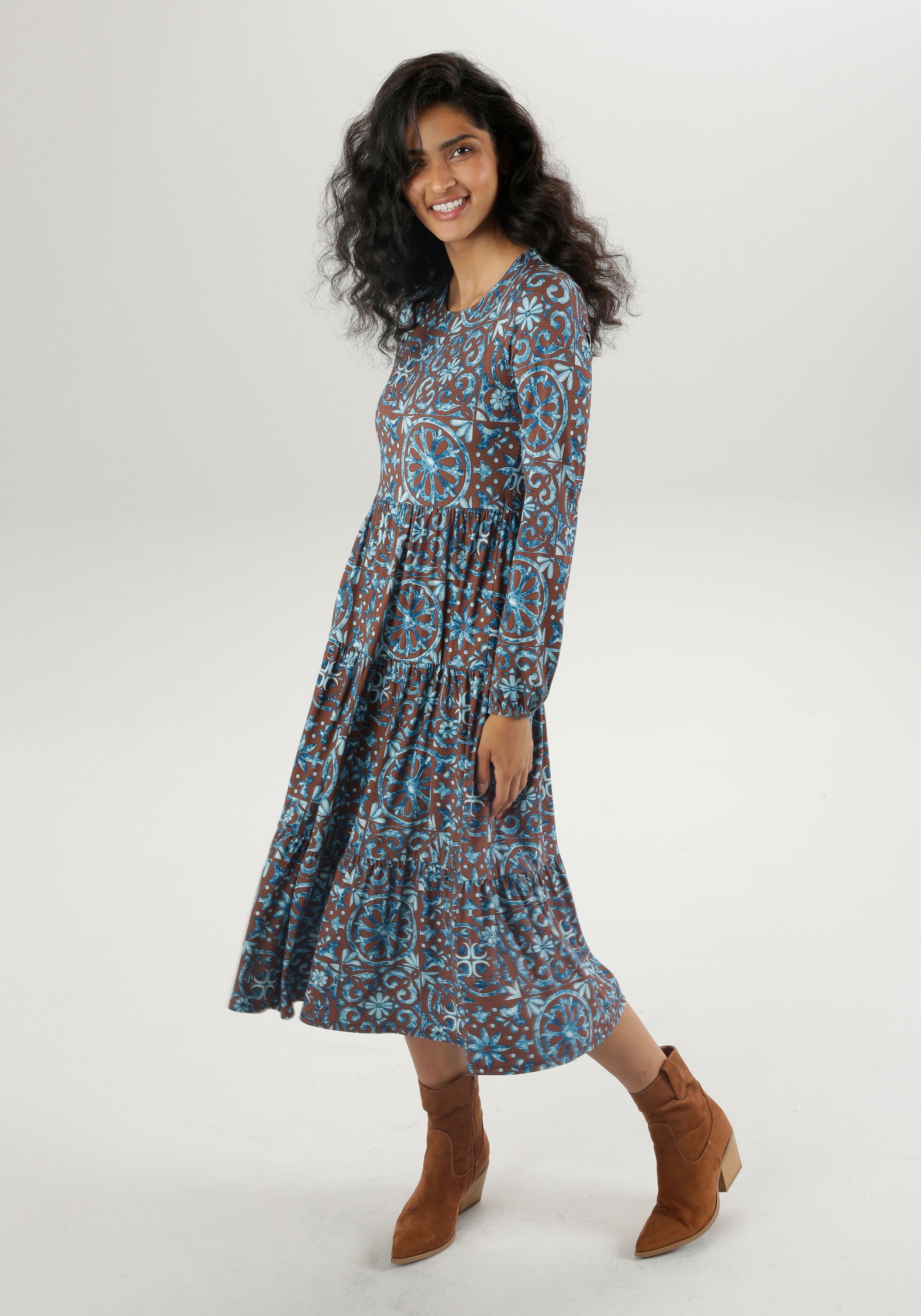 Aniston CASUAL Jerseykleid, mit extravaganten Druck - jedes Teil ein Unikat