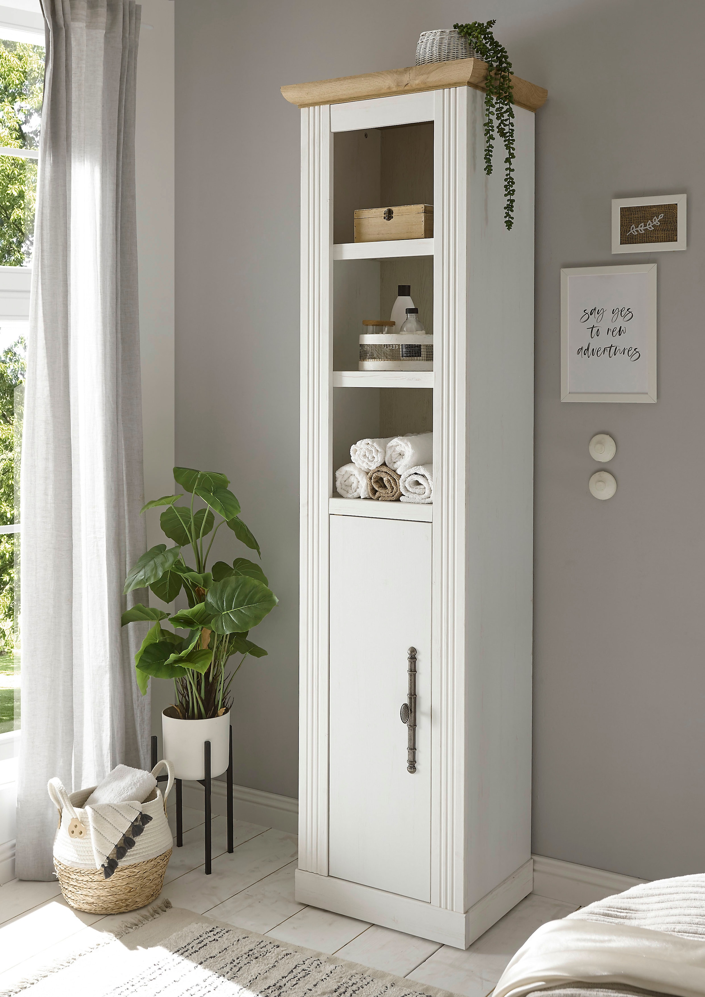 Home affaire Stauraumschrank »WESTMINSTER«, im romantischen Landhausstil