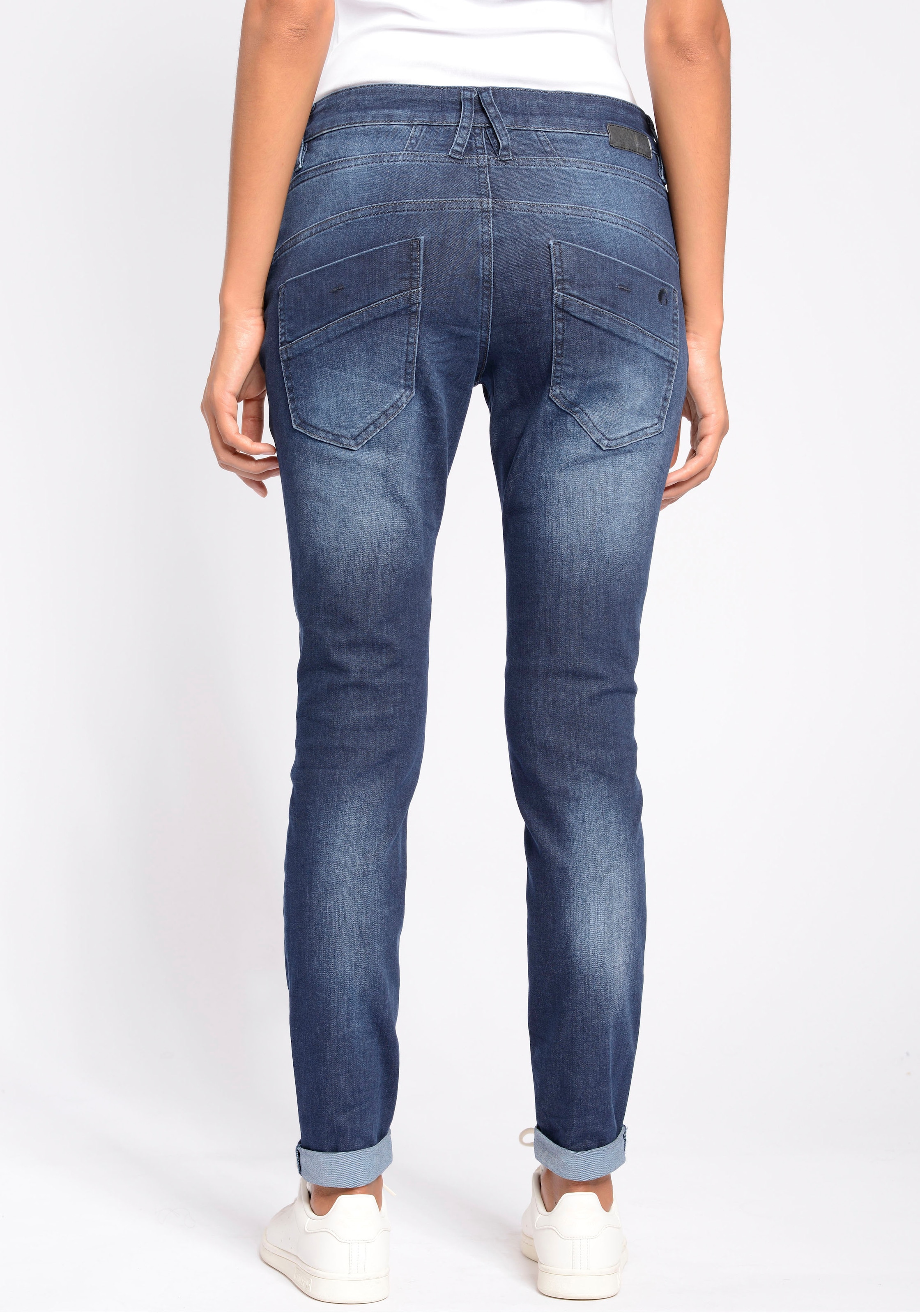 GANG Slim-fit-Jeans charakteristischen über den Oberschenkel quer Abnähern Georgina«, bei mit Schweiz online Jelmoli-Versand shoppen »94New