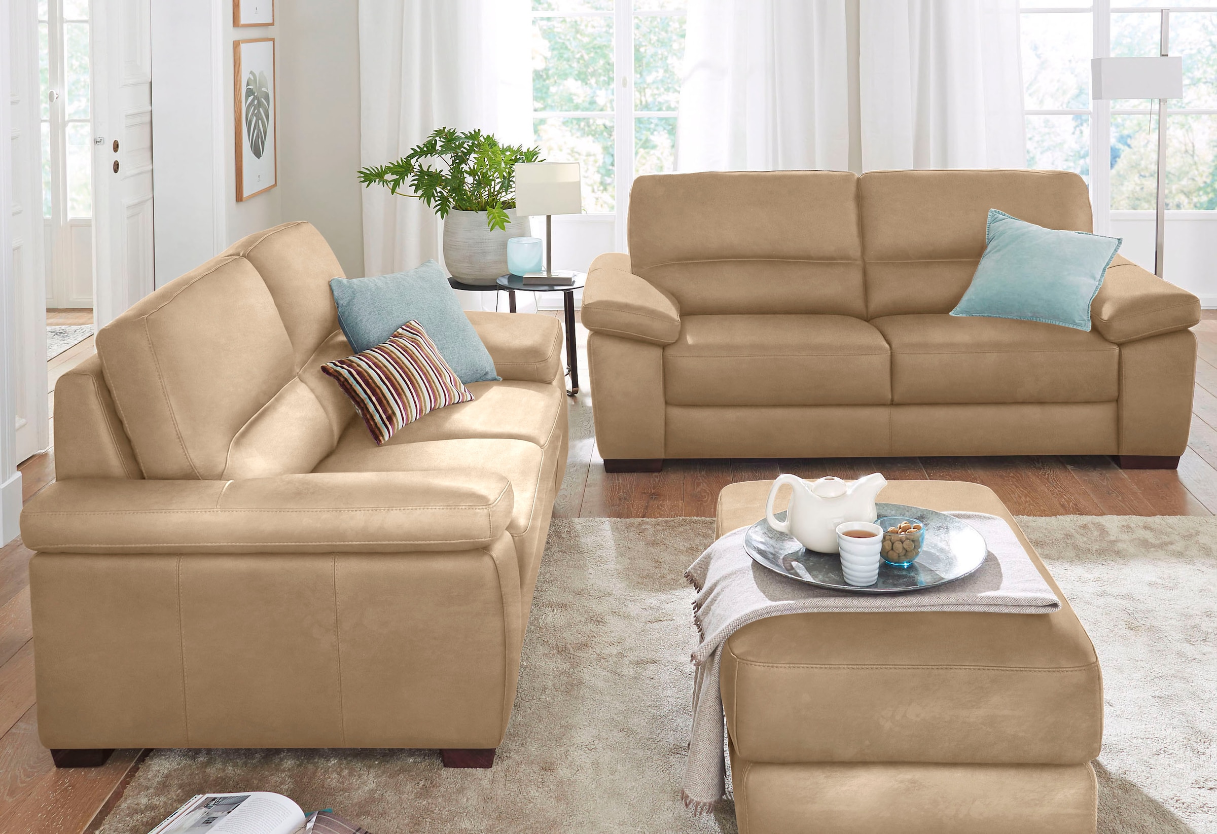 CALIA ITALIA Hocker »Gaia, in edlem Design und mit erstklassigem Sitzkomfort«, aus pflegeleichtem Luxus-Microfaser Ginevra Hydro Care