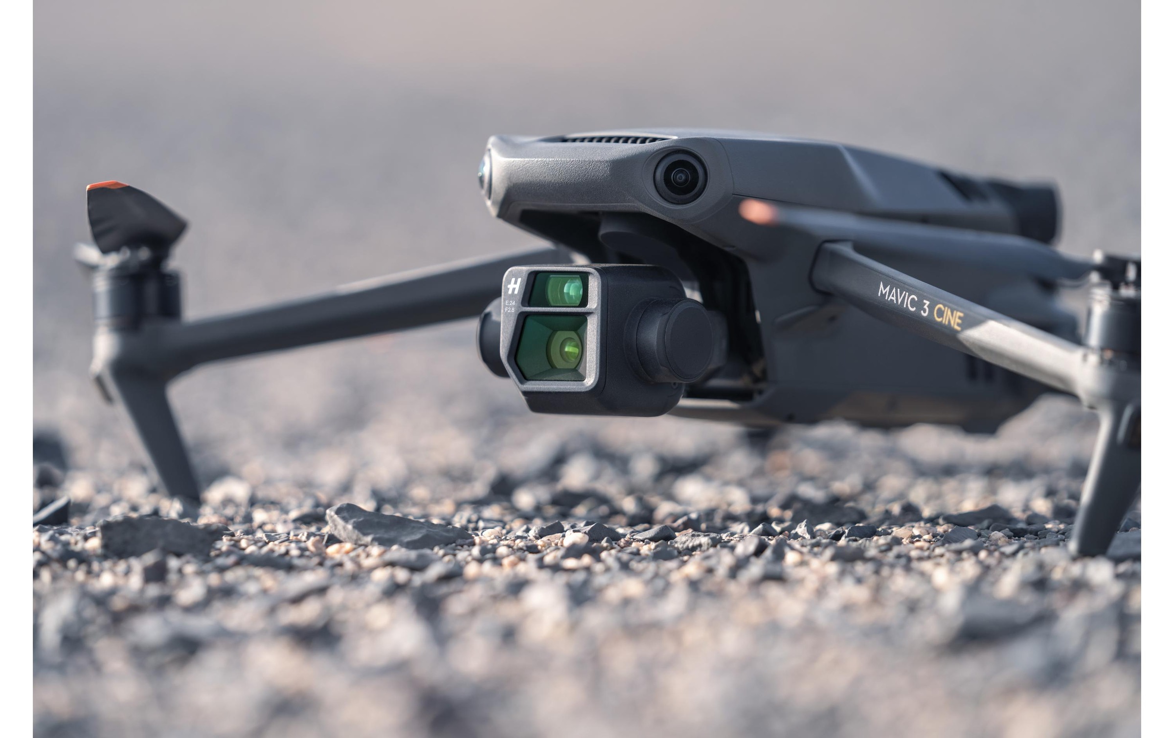 DJI Drohne »Mavic 3 Cine Premium Combo RTF«