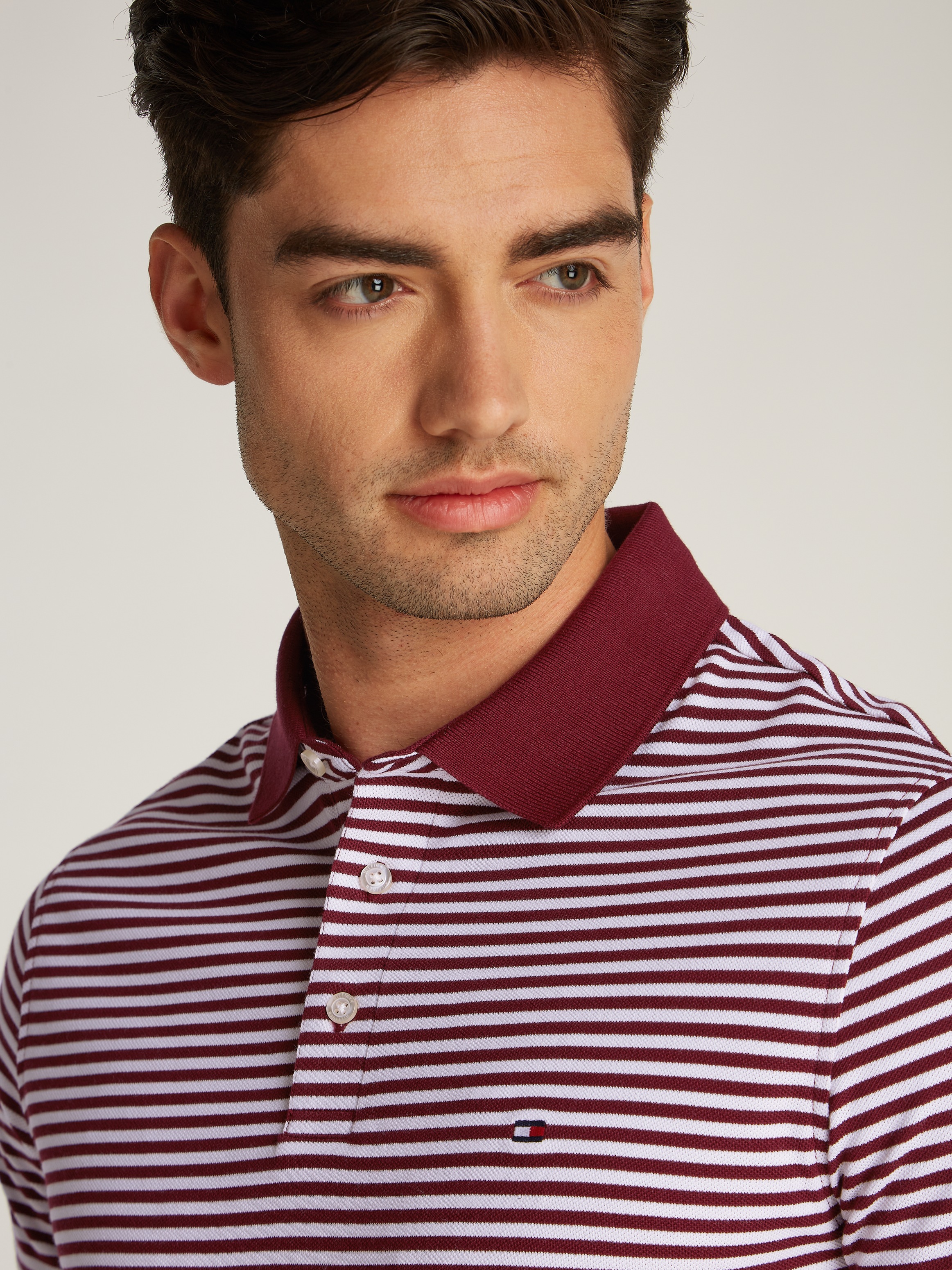 Tommy Hilfiger Poloshirt »1985 SLIM POLO«, aus leicht strukturiertem Piqué-Material