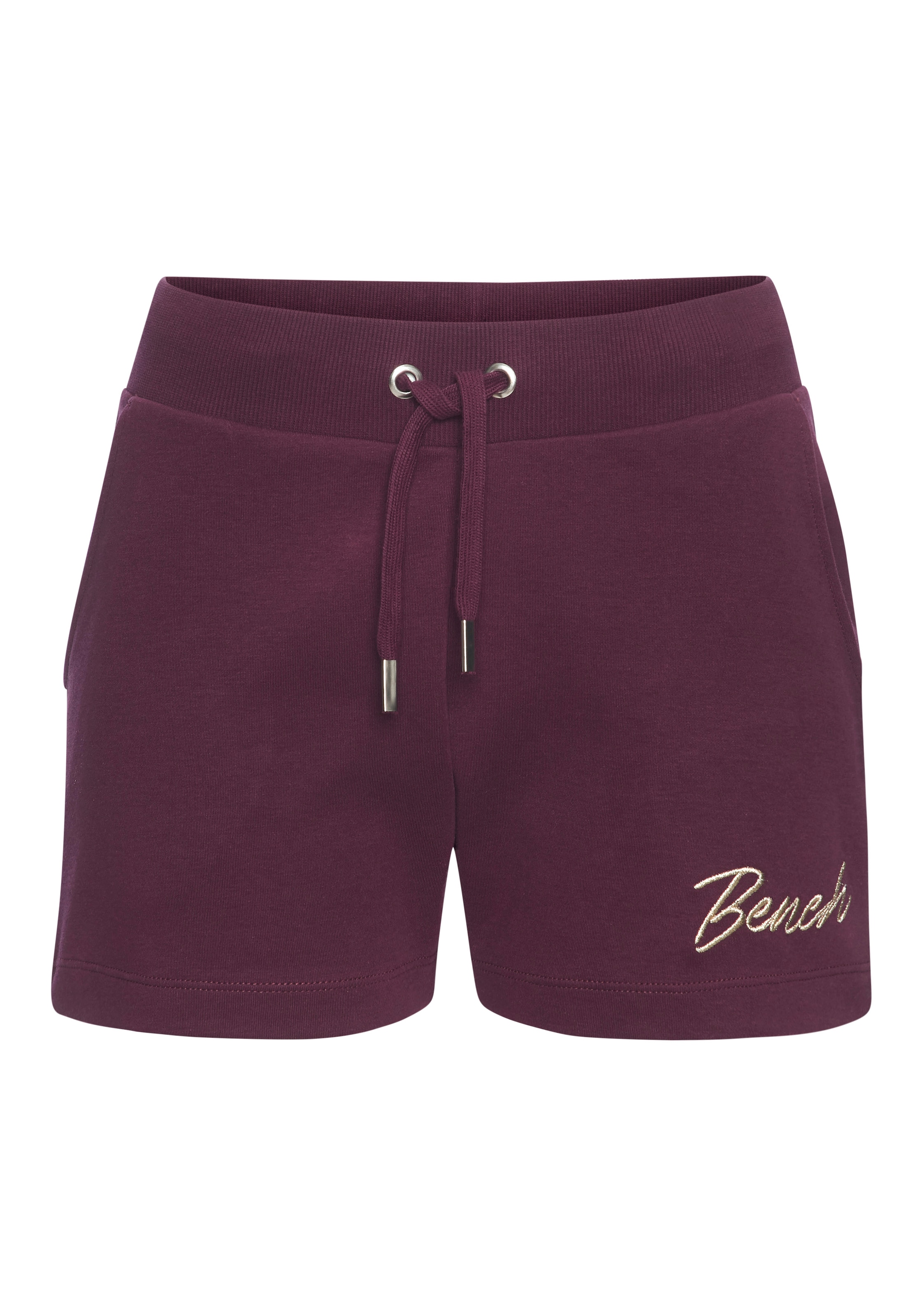 Bench. Loungewear Relaxshorts mit kleiner glänzenden Logostickerei, Loungeanzug