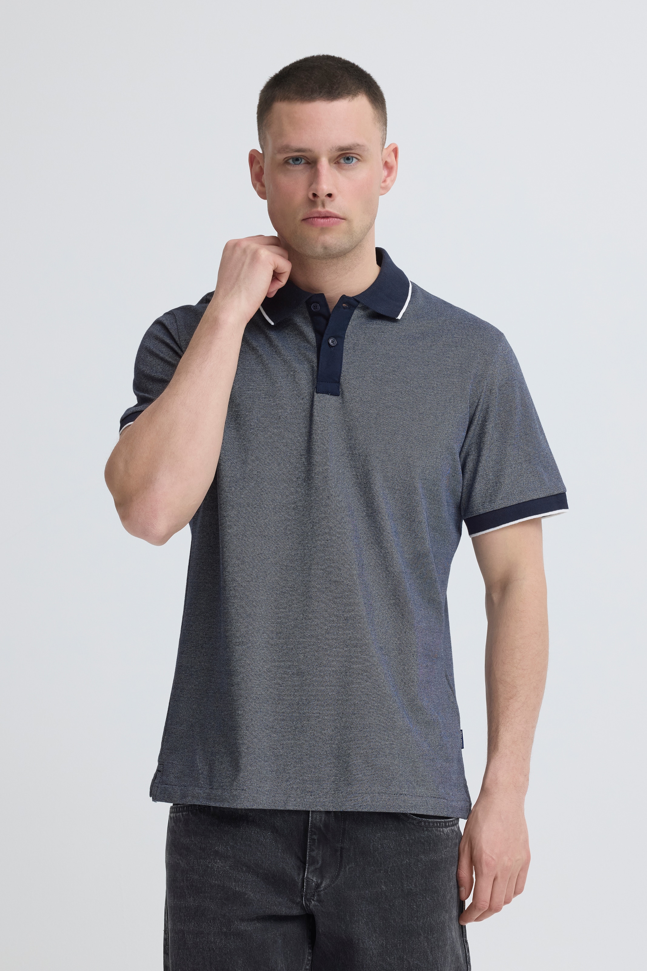 Blend Poloshirt "BHGILBERT POLO S/S" aus Baumwollmischung, Regular Fit, mit kurzer Knopfleiste, unifarben