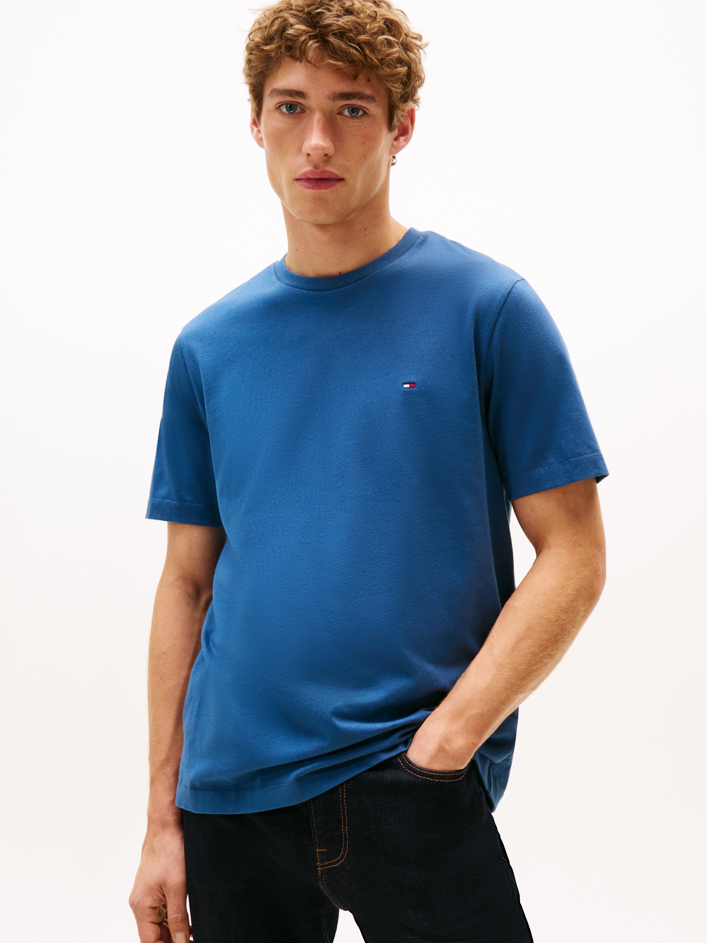 Tommy Hilfiger T-Shirt "ESSENTIAL REGULAR FIT SOLID mit Stickerei" unifarben, casual, Baumwolle, Rundhals