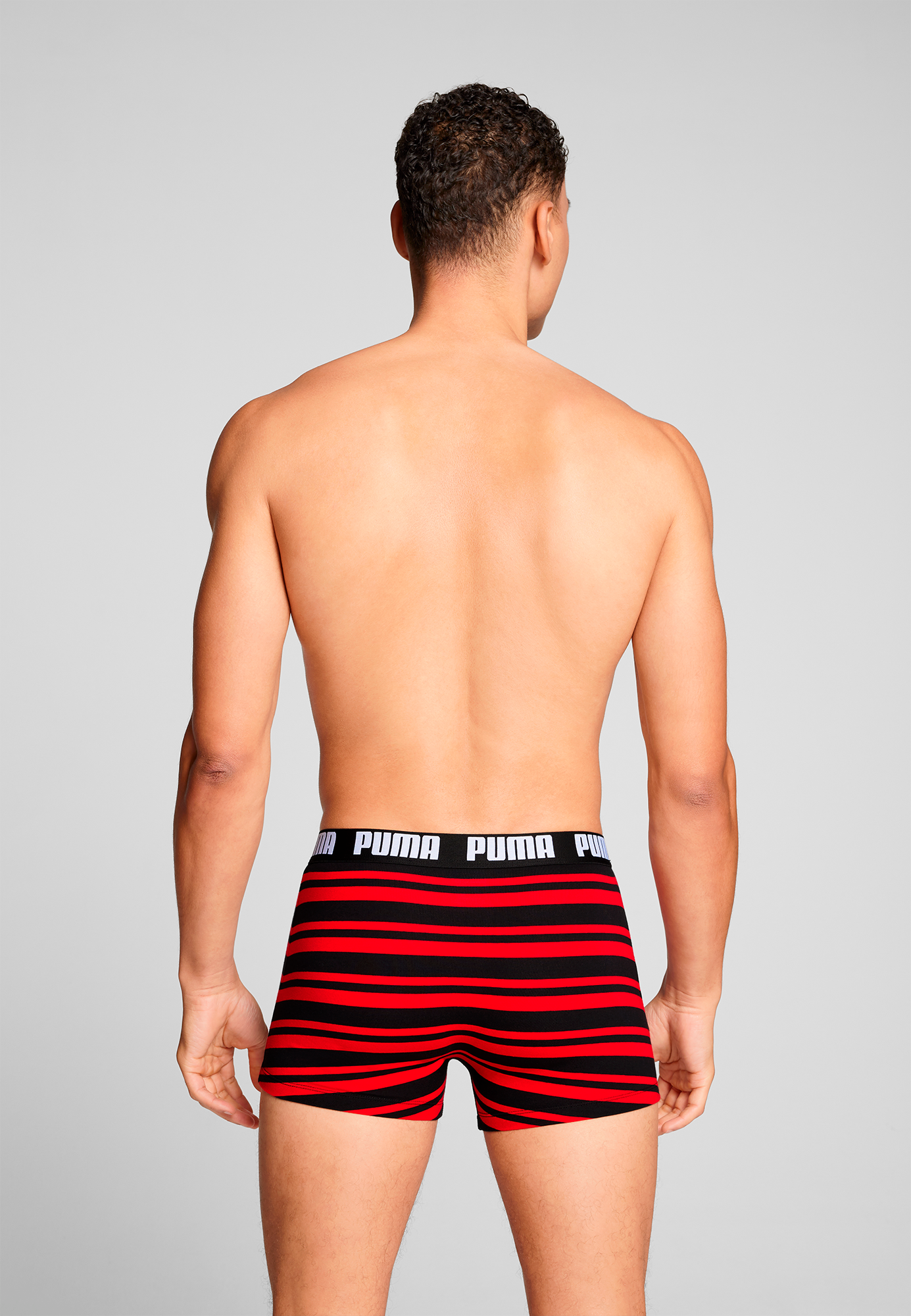 PUMA Boxershorts »PUMA MEN EVERYDAY STRIPED BOXERS 2P«, (Packung, 2er Pack), mit kontrastfarbigem Schriftzug