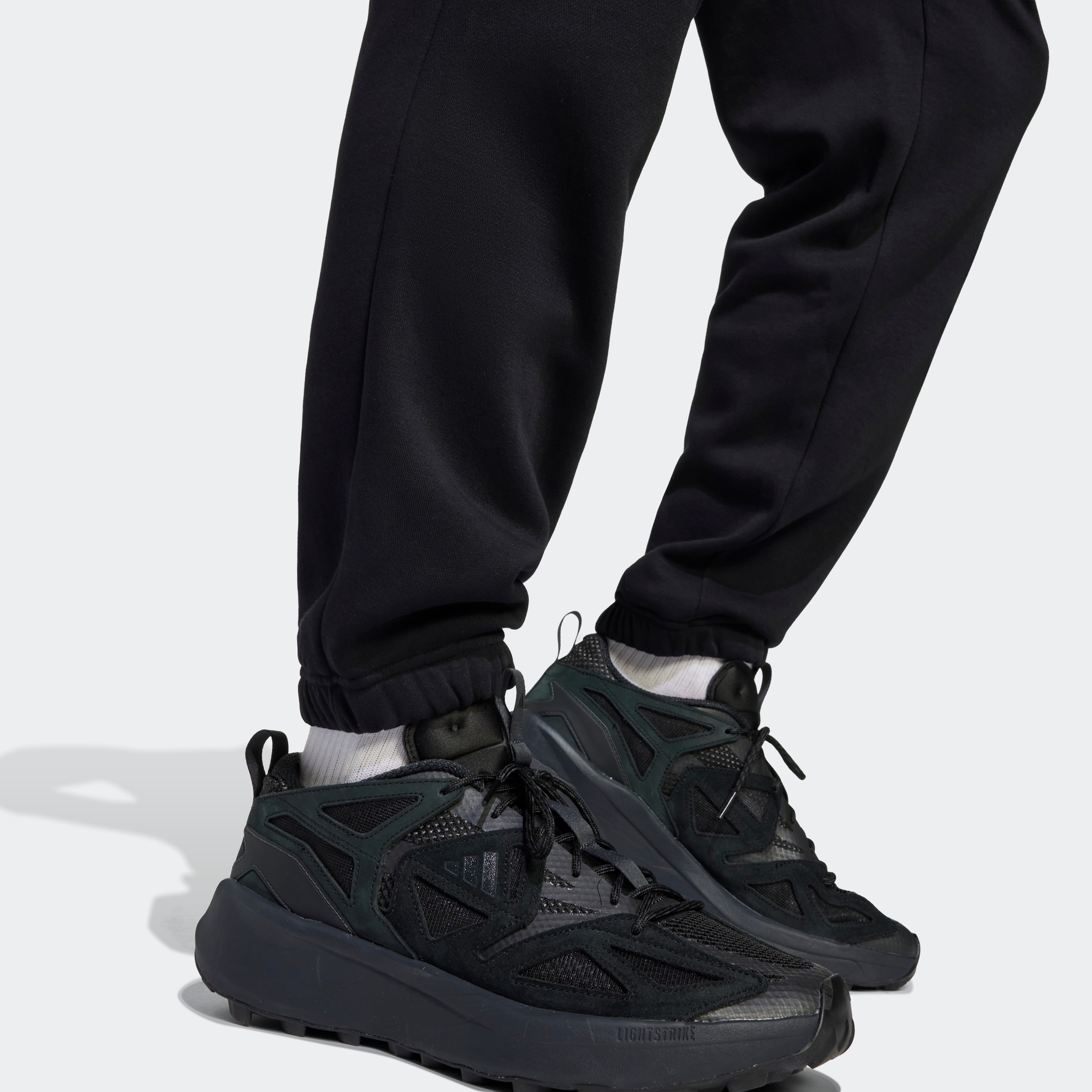 adidas Sportswear Sporthose »M CE C PNT GD«, (1 tlg.)