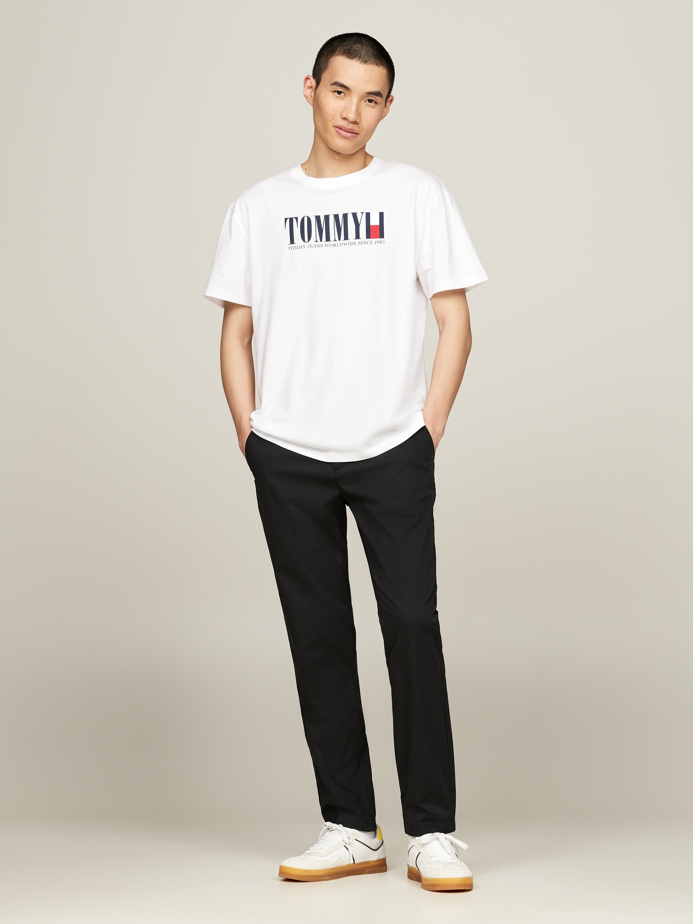 Tommy Jeans T-Shirt »TJM REG TOMMY DNA FLAG TEE EXT«, mit Logoprint