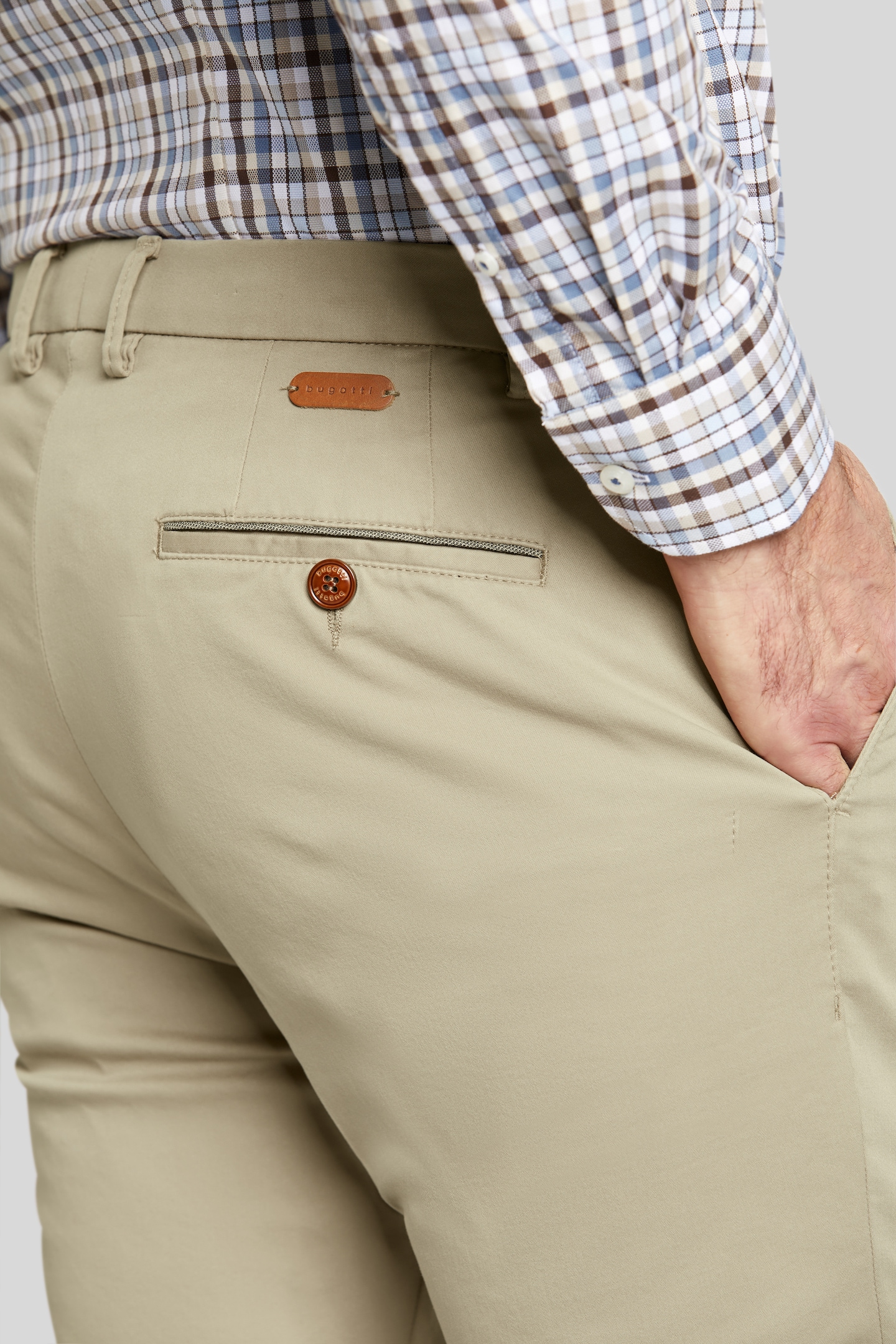 bugatti Stoffhose, mit hohem Baumwollanteil