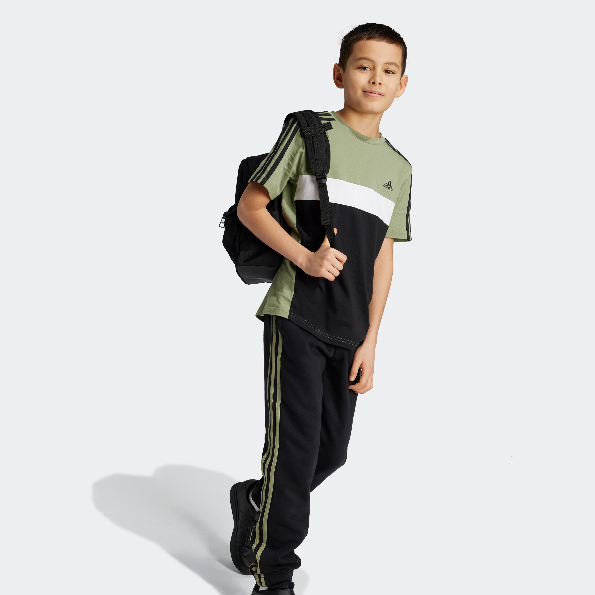 adidas Sportswear Sporthose »ESSENTIALS 3STREIFEN FLEECEHOSE«, (1 tlg.)