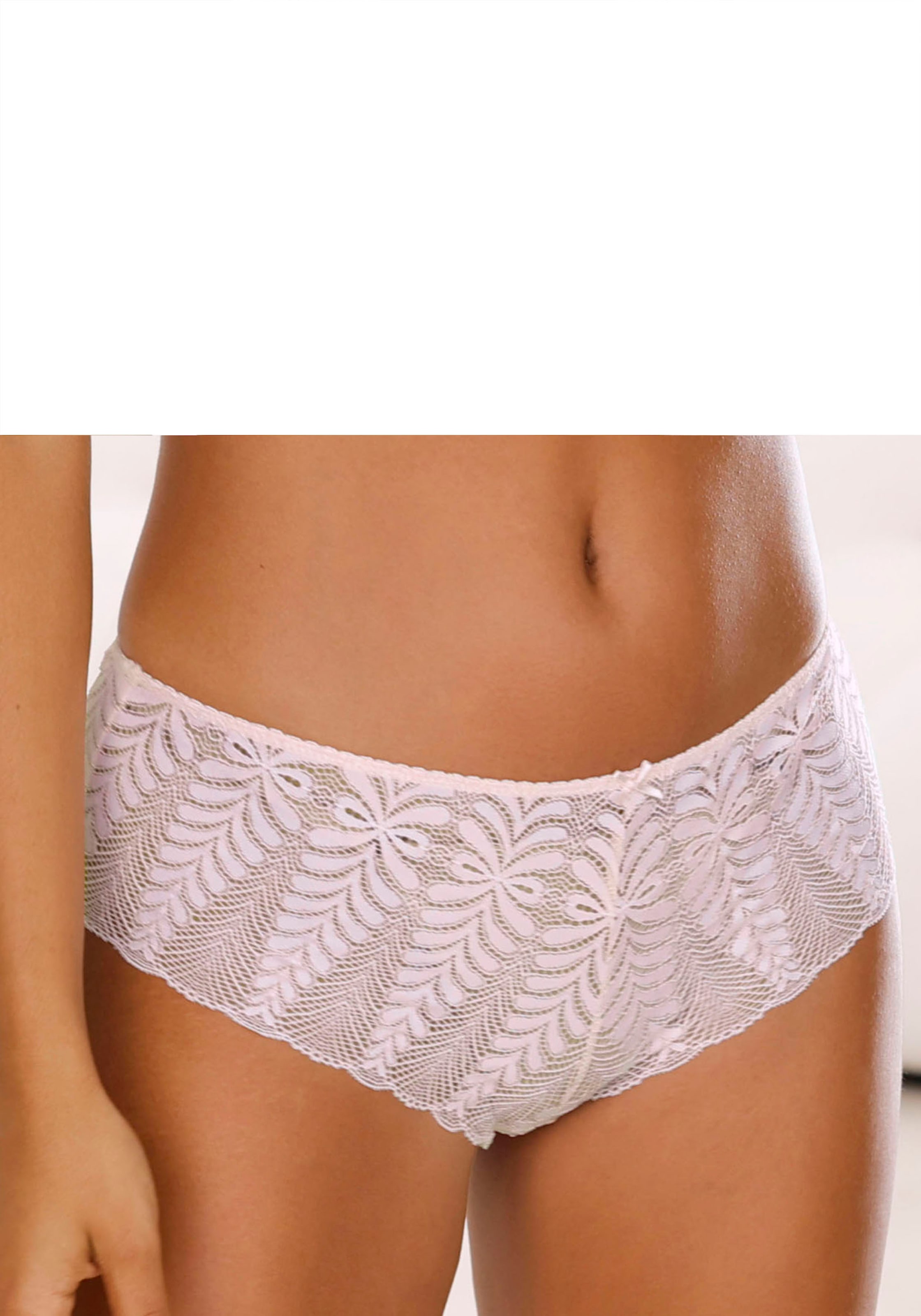 LASCANA Panty »Amira« aus dezent transparenter Spitze