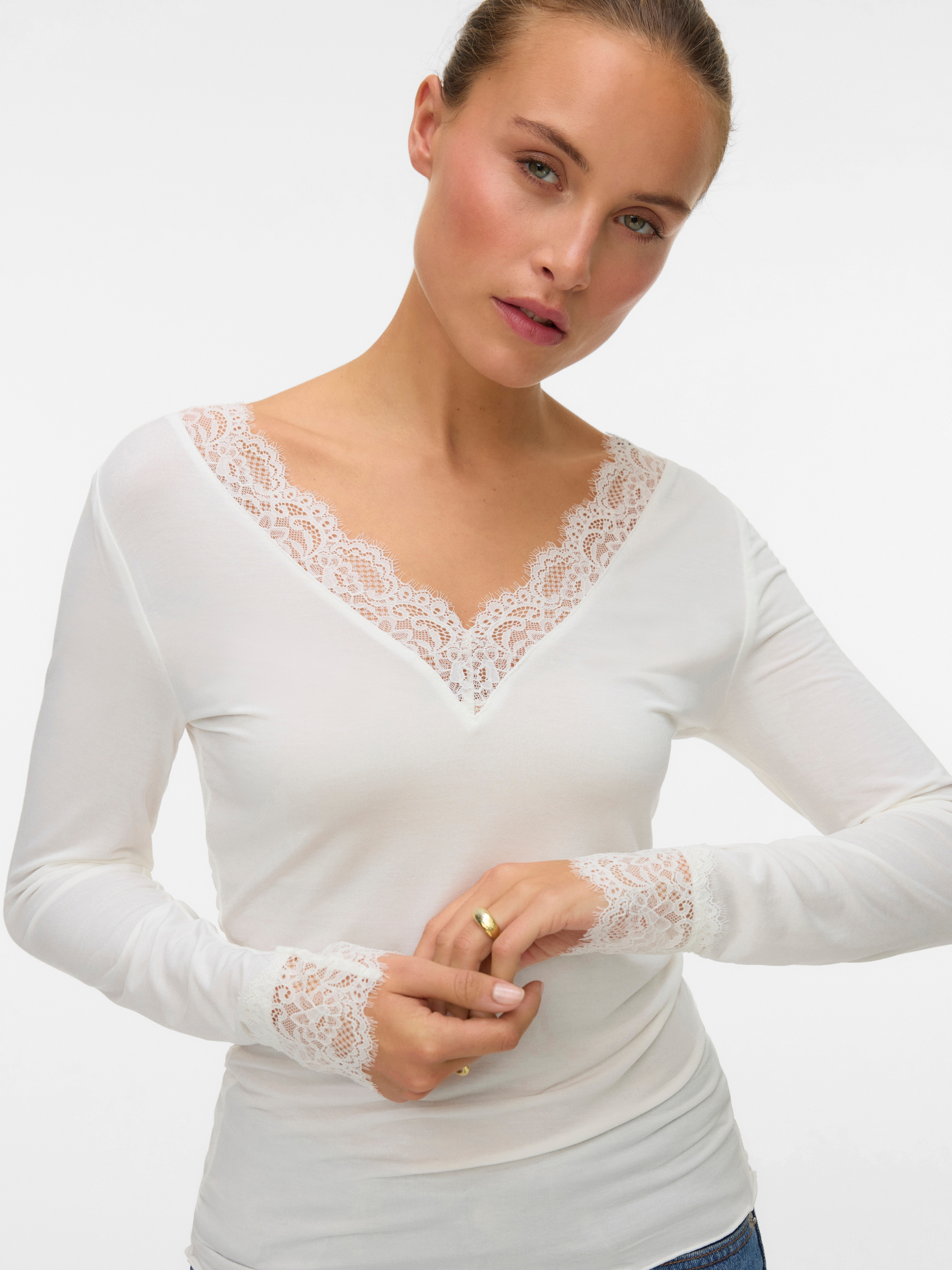 Vero Moda Langarmshirt »VMSKYE LS V-NECK LACE TOP JRS NOOS«