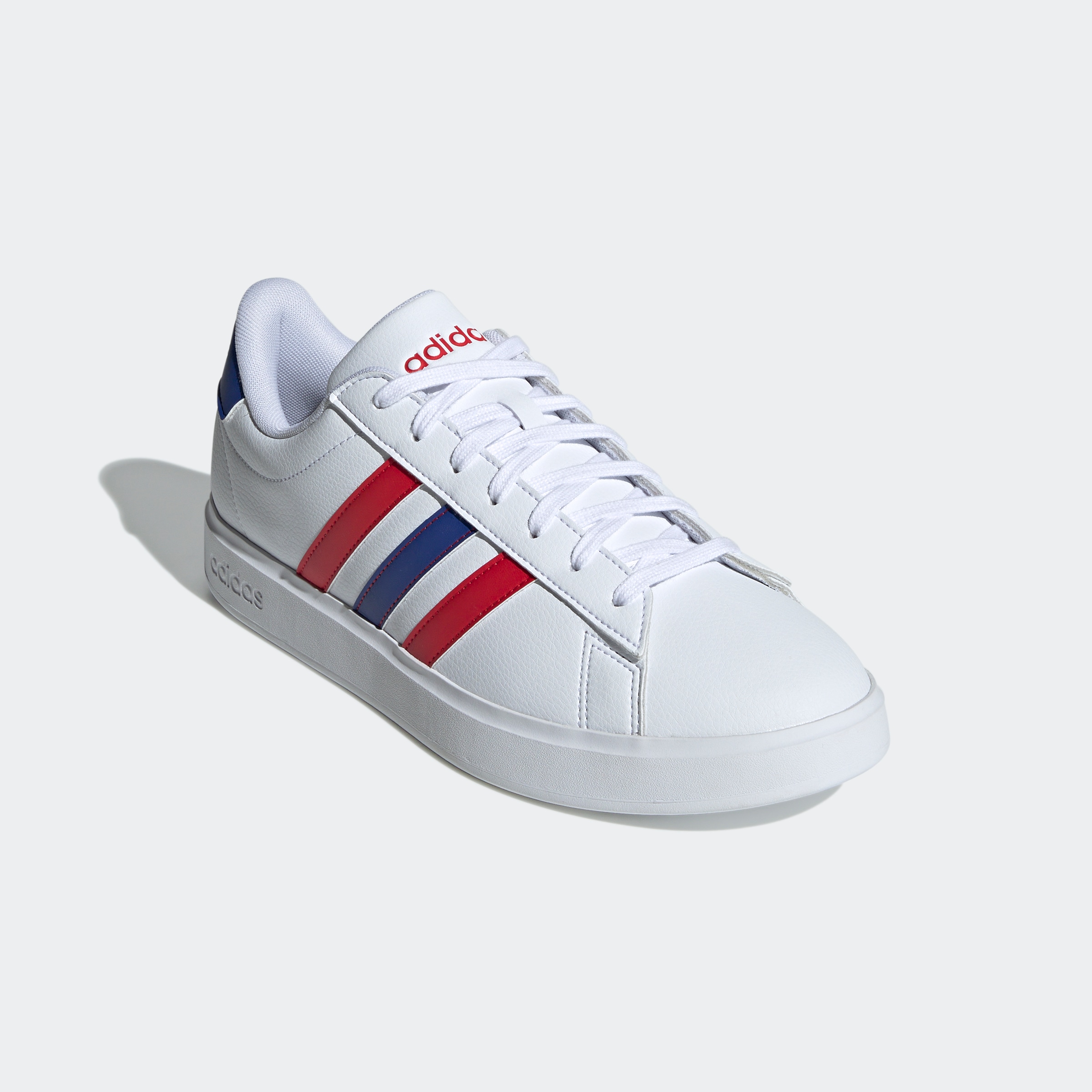 Sneaker »GRAND COURT CLOUDFOAM COMFORT«, Design auf den Spuren des adidas Superstar