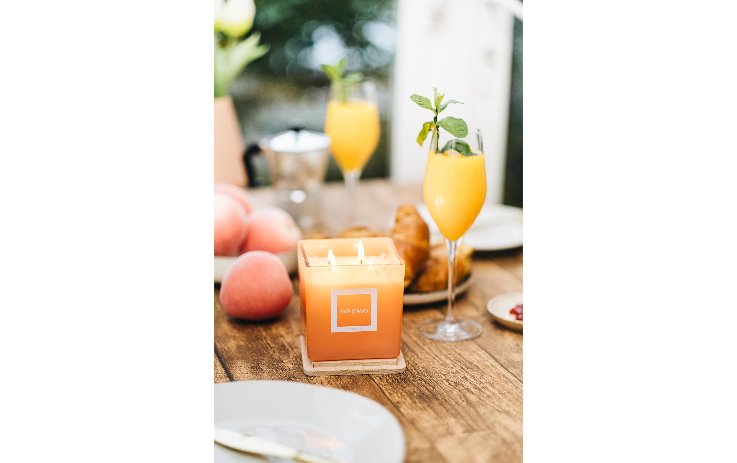 AVA & MAY Duftkerze »Peach Bellini 450 gr«, Holzart: Esche (Schweden)