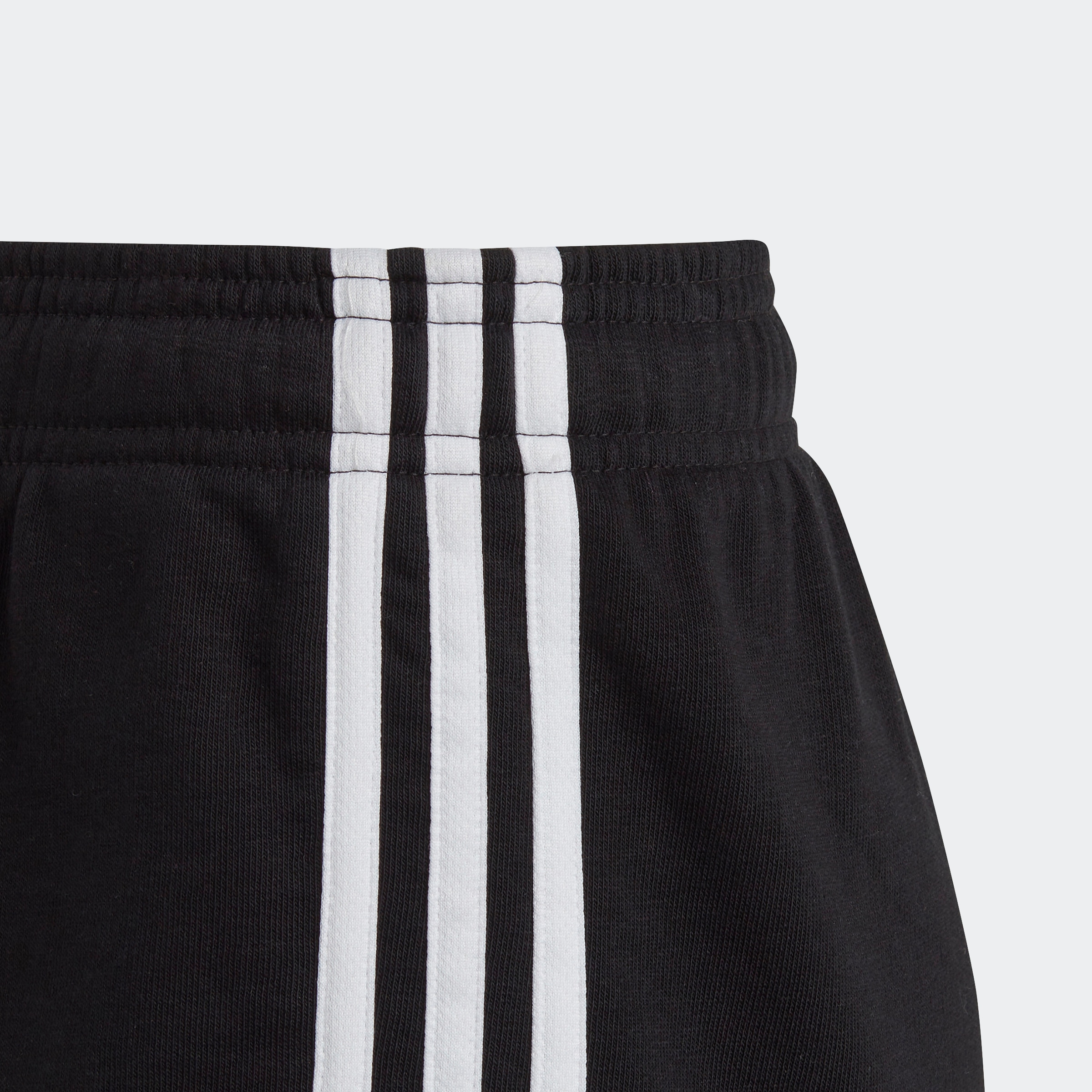 3-STREIFEN«, Jelmoli-Versand Sportswear ✵ (1 günstig »ESSENTIALS adidas tlg.) | entdecken Shorts
