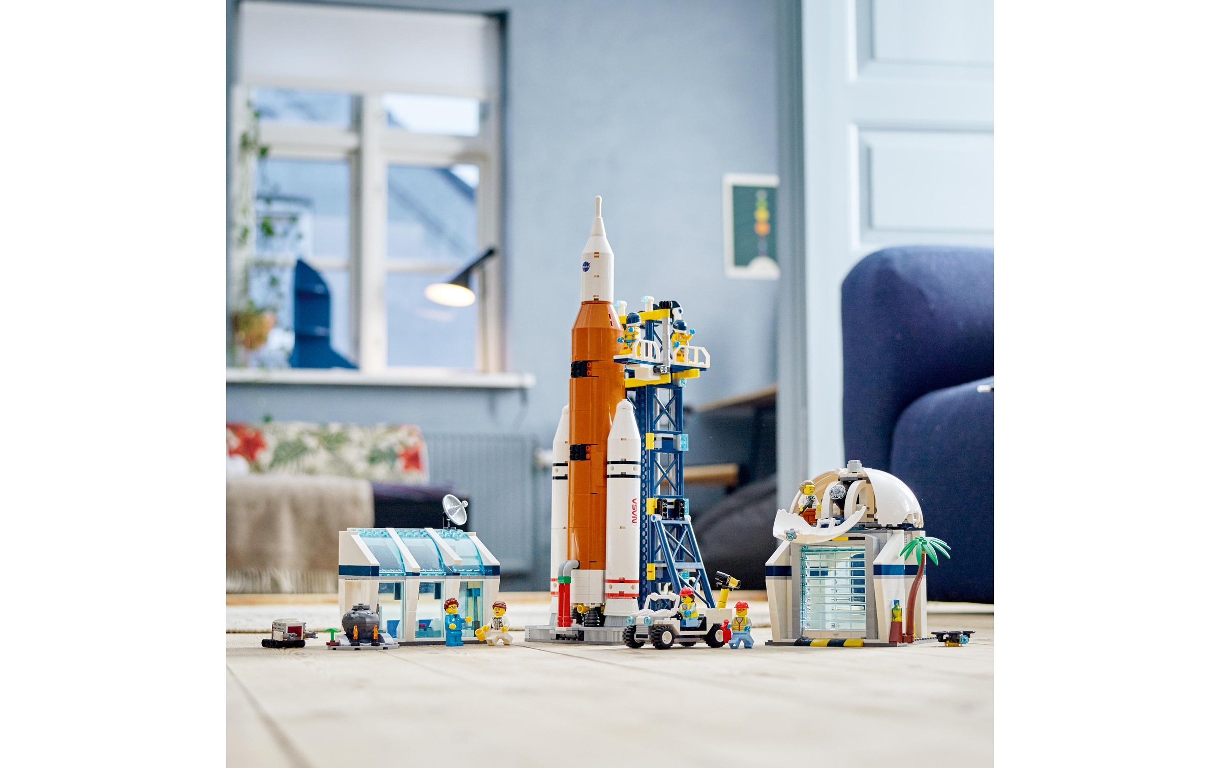 LEGO® Spielbausteine »Raumfahrtzentrum 60351«, (1010 St.)