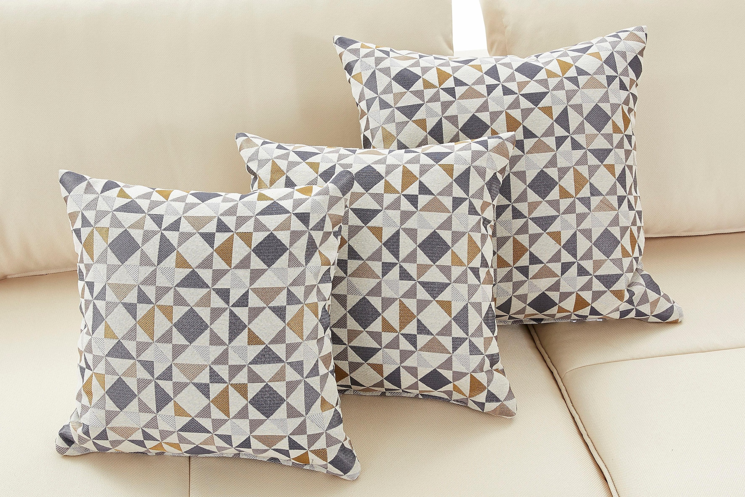INOSIGN Ecksofa »Night & Day L-Form, B: 324 cm«, mit Bettfunktion, Bettkasten & 3 Zierkissen, Boxspringbett 180x200 cm