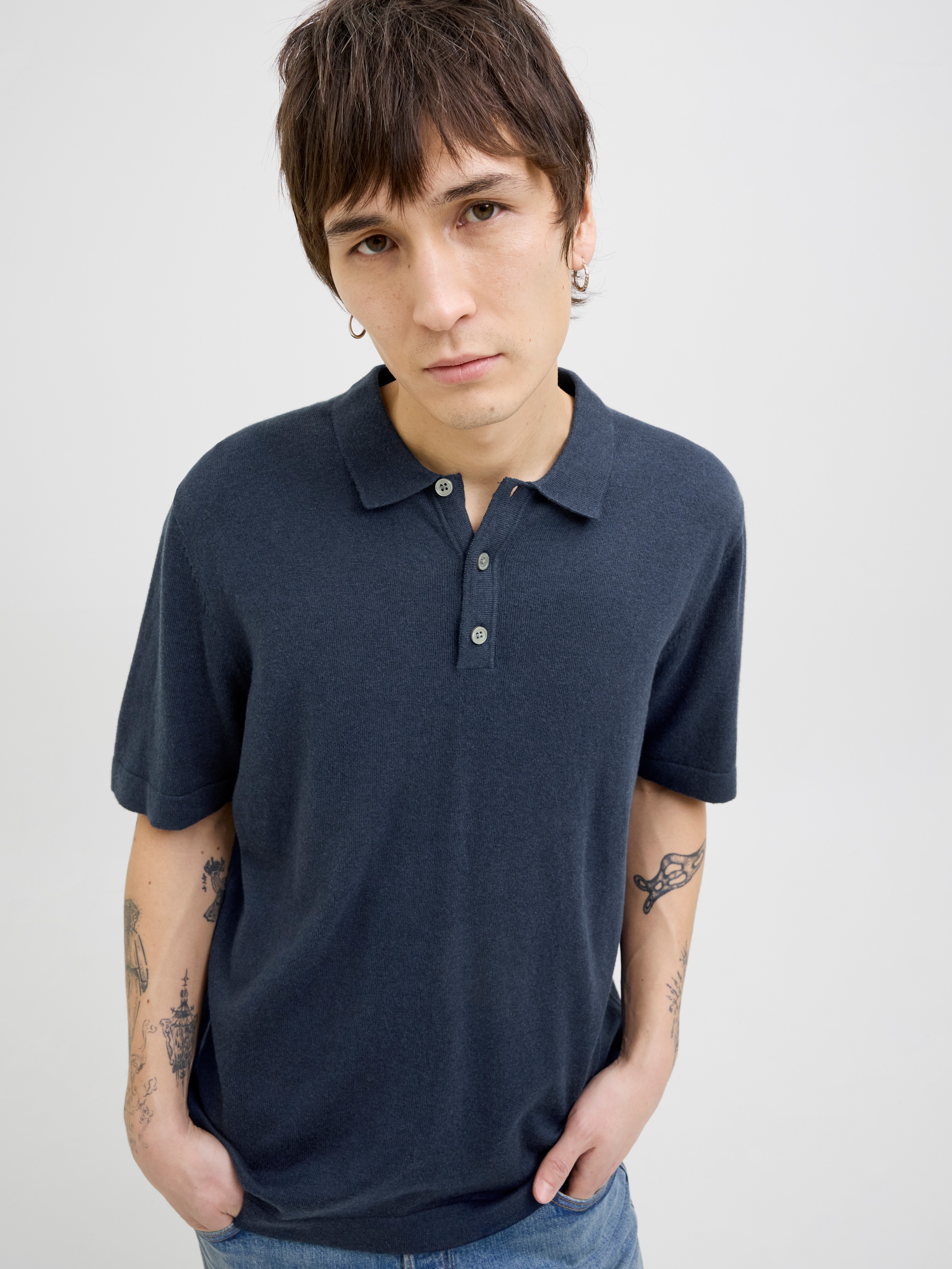 Jack & Jones Kurzarmpullover »JJEEMIL KNIT RELAXED POLO SS SN«, mit Polo Kragen