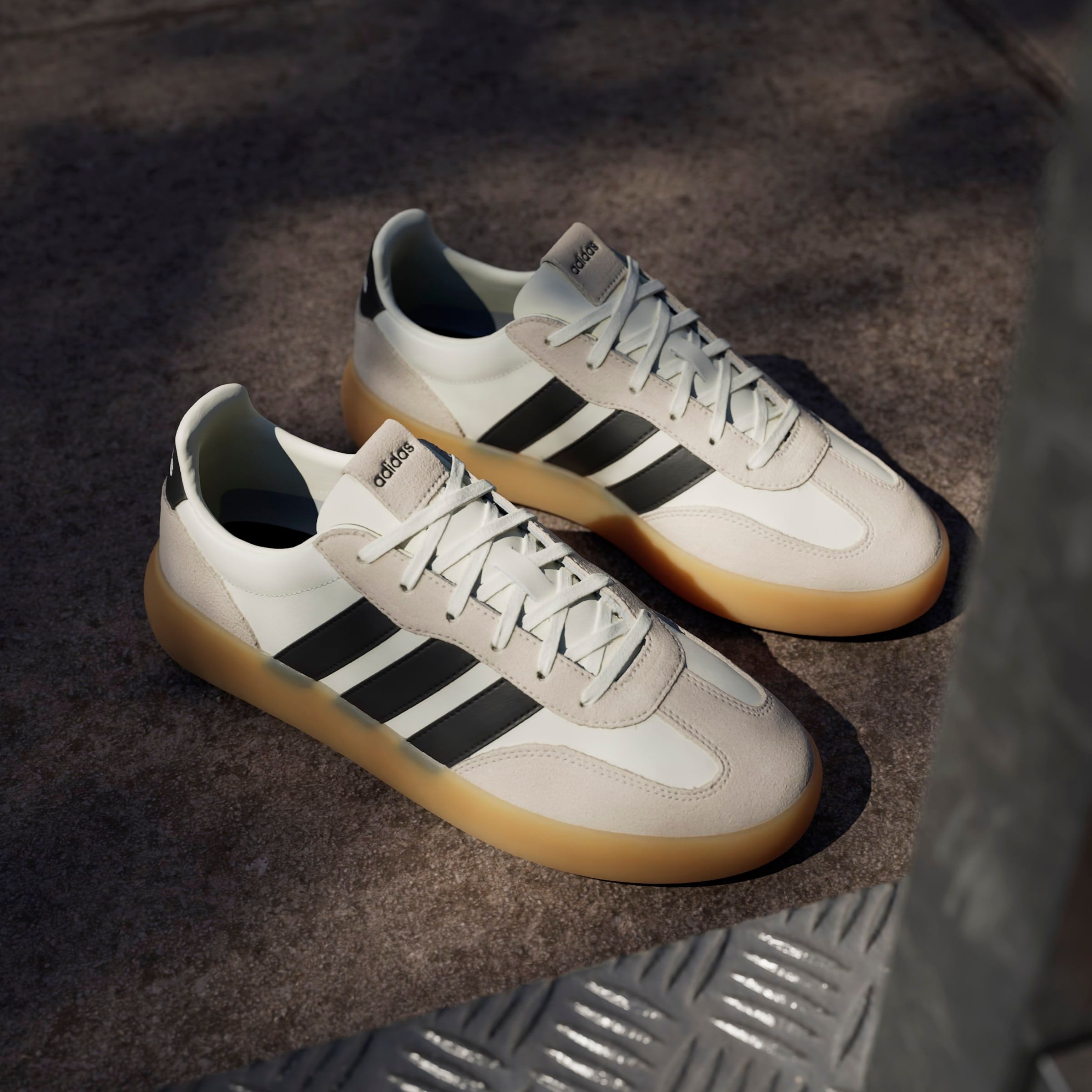 adidas Sportswear Sneaker »BARREDA DECODE«, Design auf den Spuren des adidas Handball Spezial