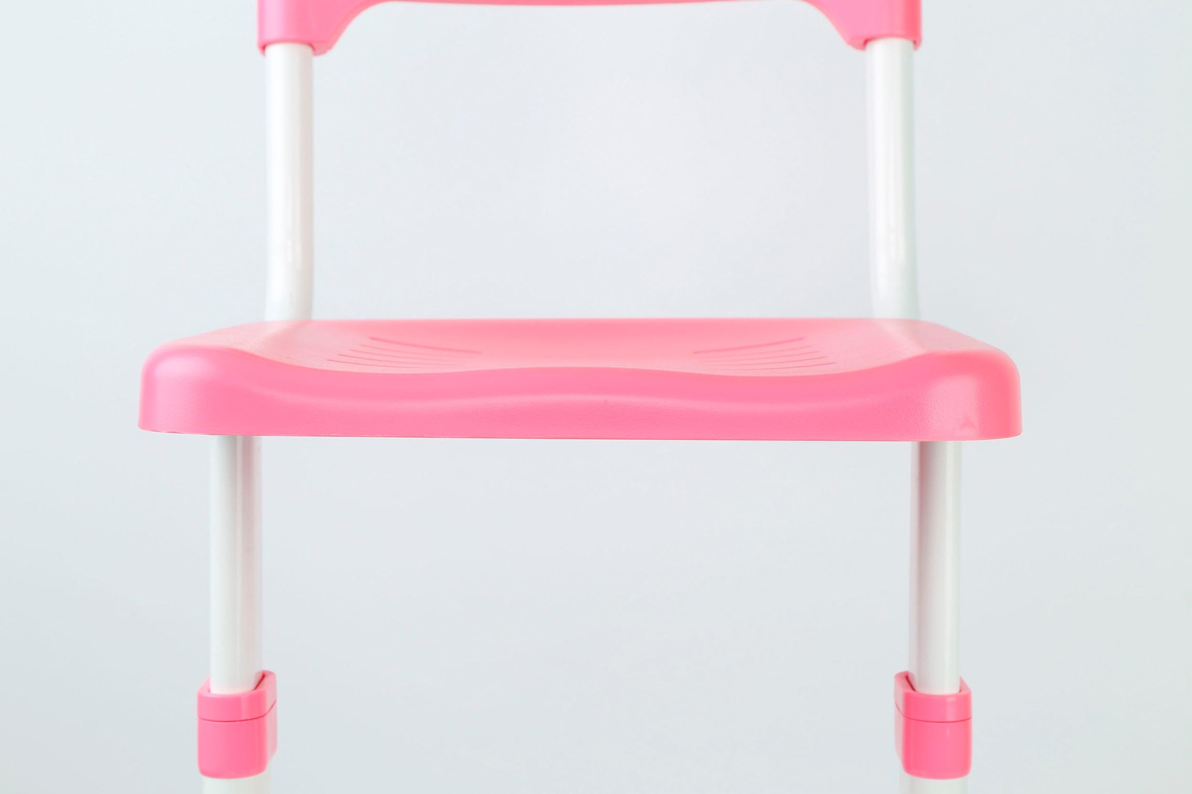 Vipack Kinderschreibtisch »Comfortline, mit Höhenverstellung inkl. Taschen- u. Becherhalter«, (Set, B/H/T ca. 70x54-76x47,4cm, verschiedene Farben, mit Griffelschublade), inkl. Stuhl und verstellbarer Schreibplatte, praktische Funktionen