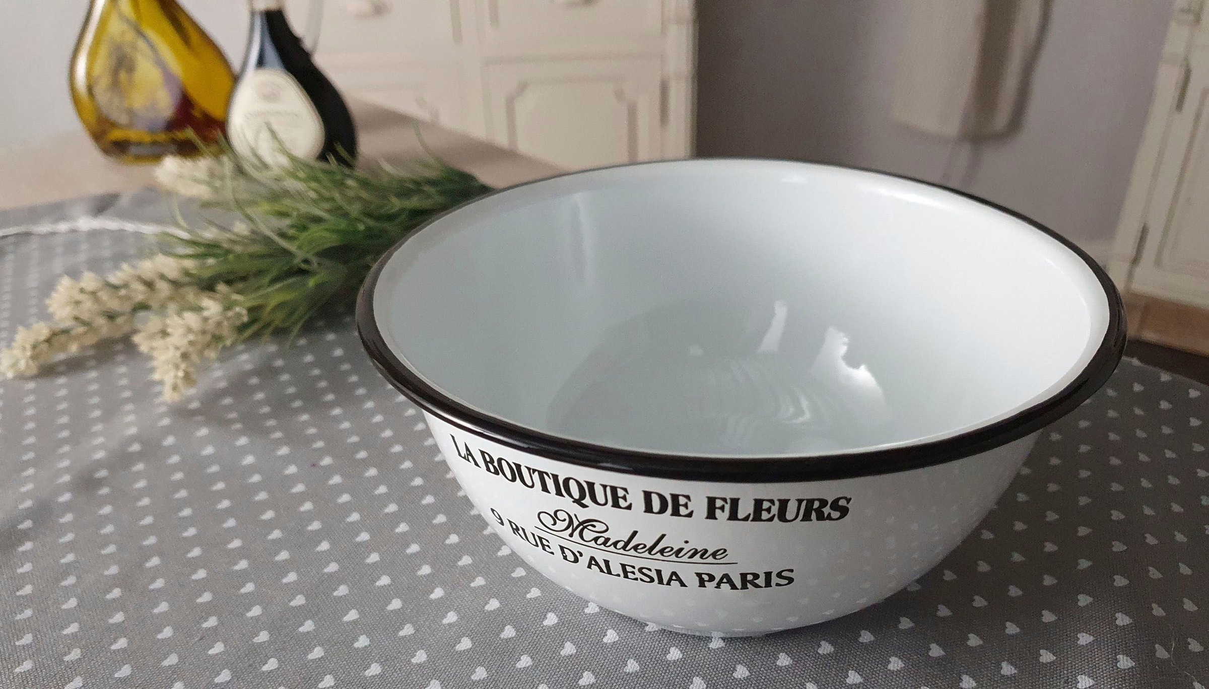 Ambiente Haus Schüssel "aus Emaille in antikweiss" 1 Stk. aus Emaille mit schwarzem französischem Aufdruck für Küche oder Bad