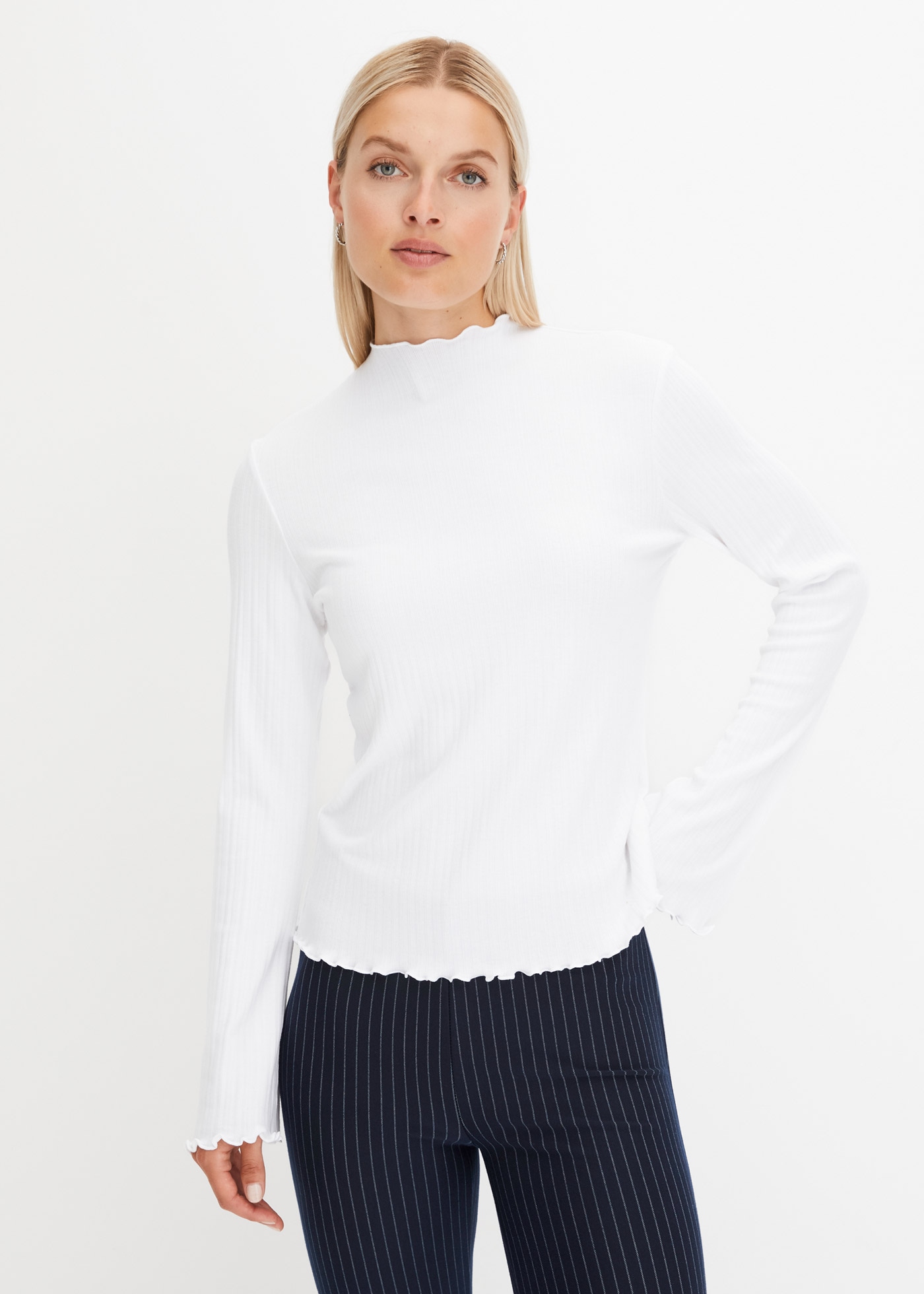 bonprix Langarmshirt »Geripptes Langarmshirt« Geripptes Langarmshirt mit Wellensaum