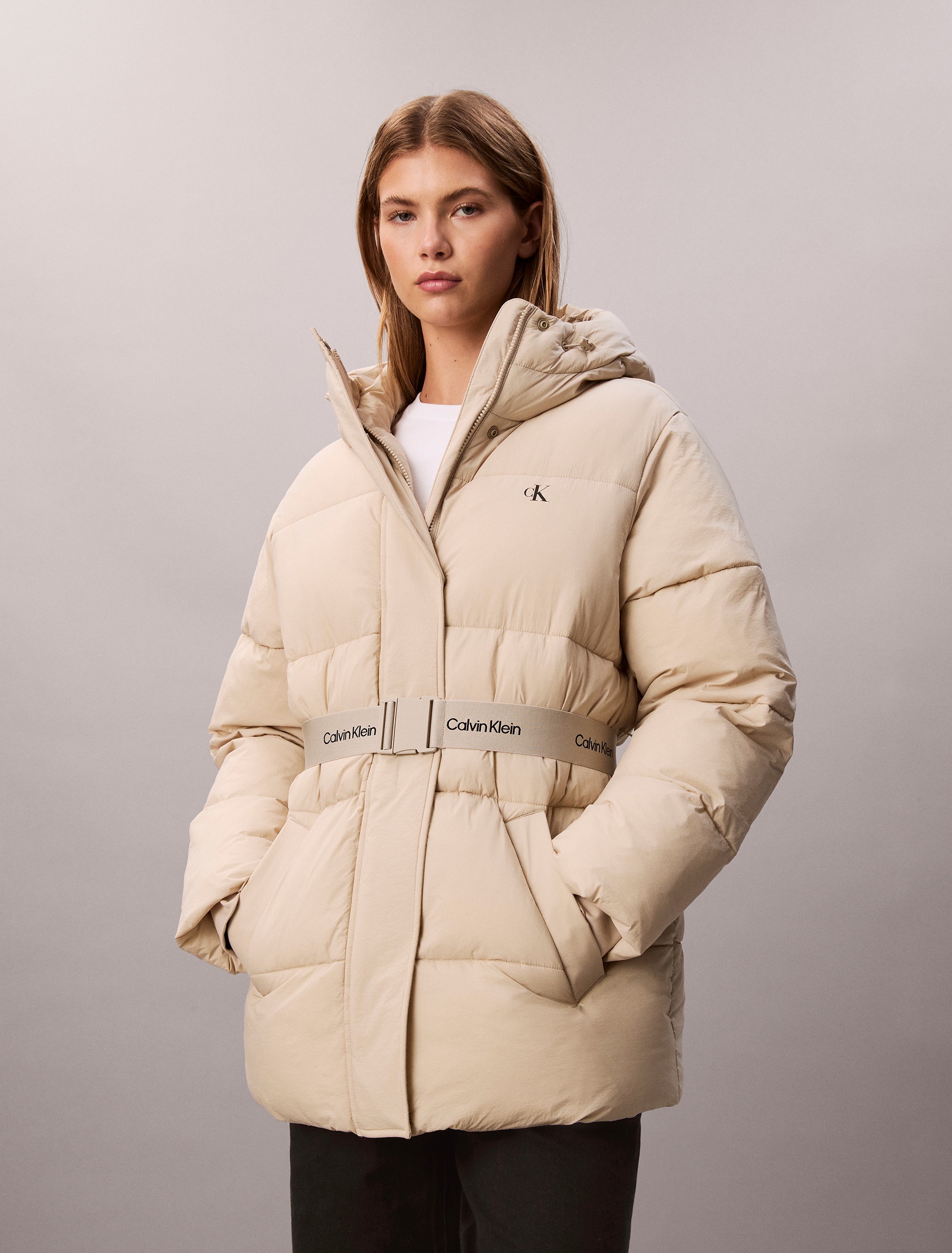 Calvin Klein Jeans Steppjacke »BELTED MIDWEIGHT PUFFER« mitKapuze Mit Rundhalsausschnitt, regular fit