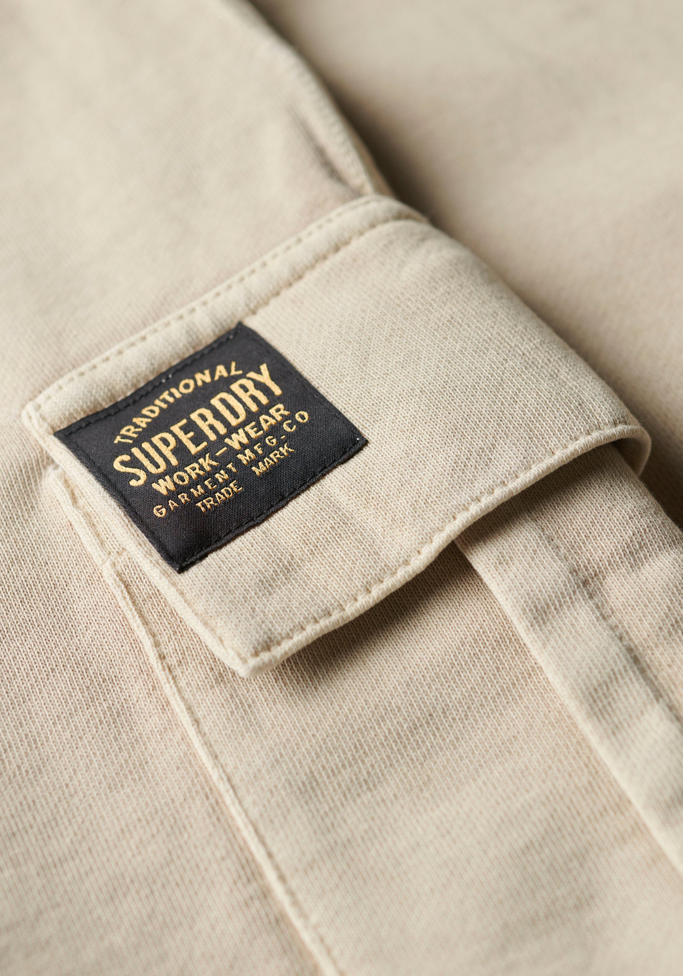 Superdry Cargoshorts »SD-CONTRAST STITCH CARGO SHORT«