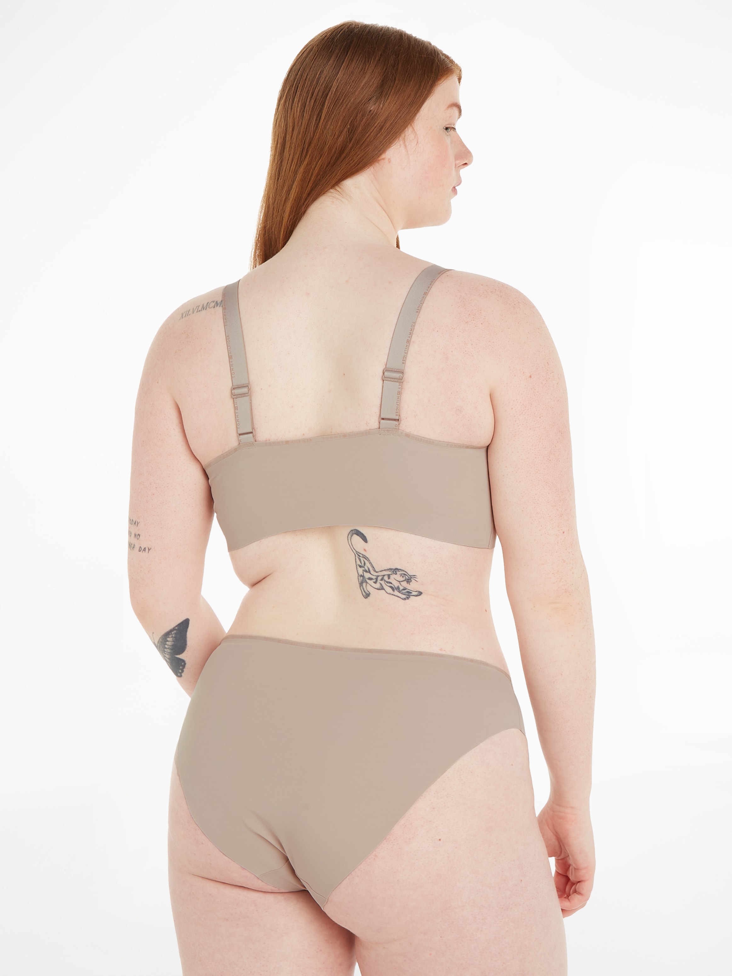 Tommy Hilfiger Underwear Bikinislip »BIKINI (EXT. SIZE)«, invisible, Tommy Hilfiger Logo-Schriftzug