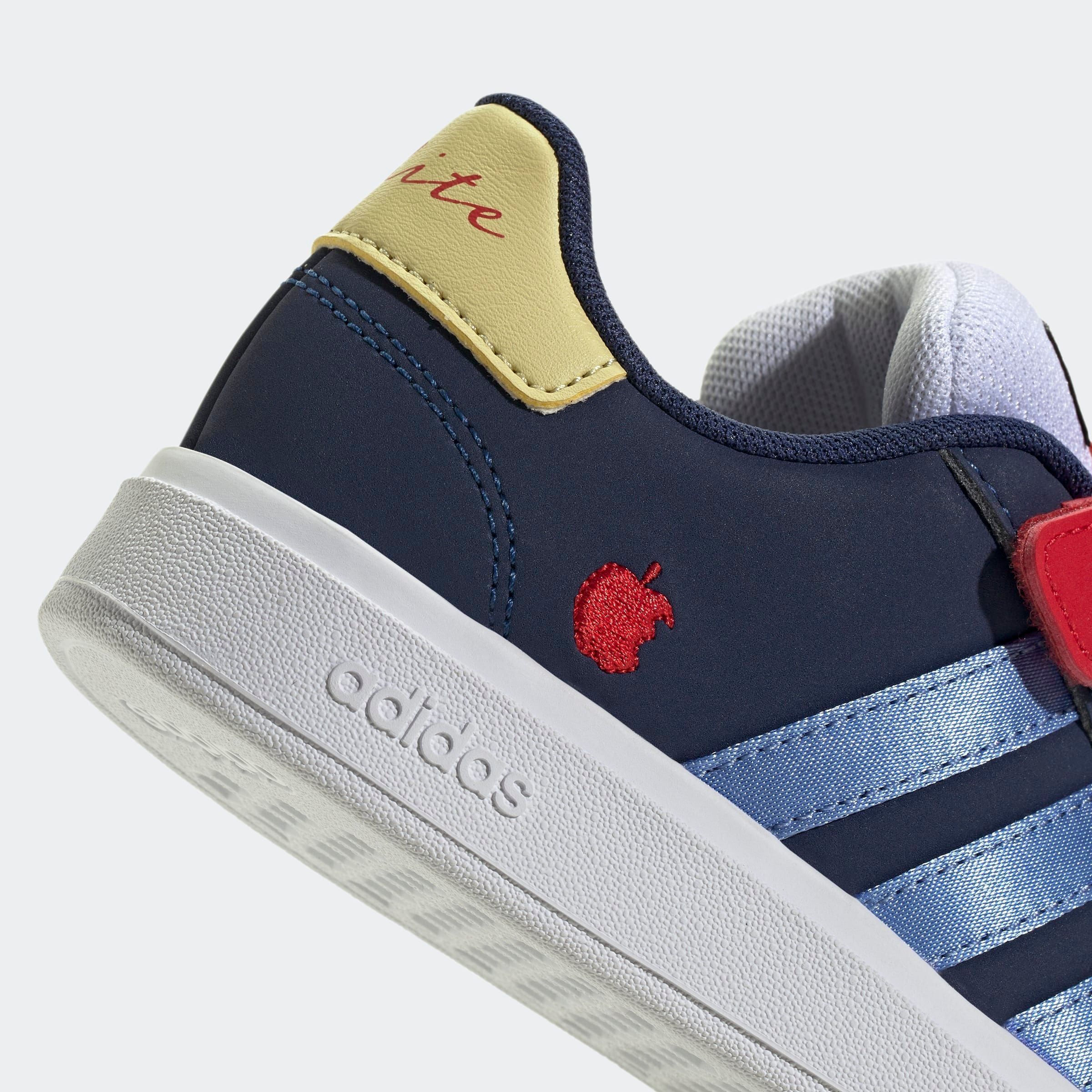 adidas Sportswear Sneaker »ADIDAS DISNEY JASMINE GRAND COURT 00S FÜR KINDER«