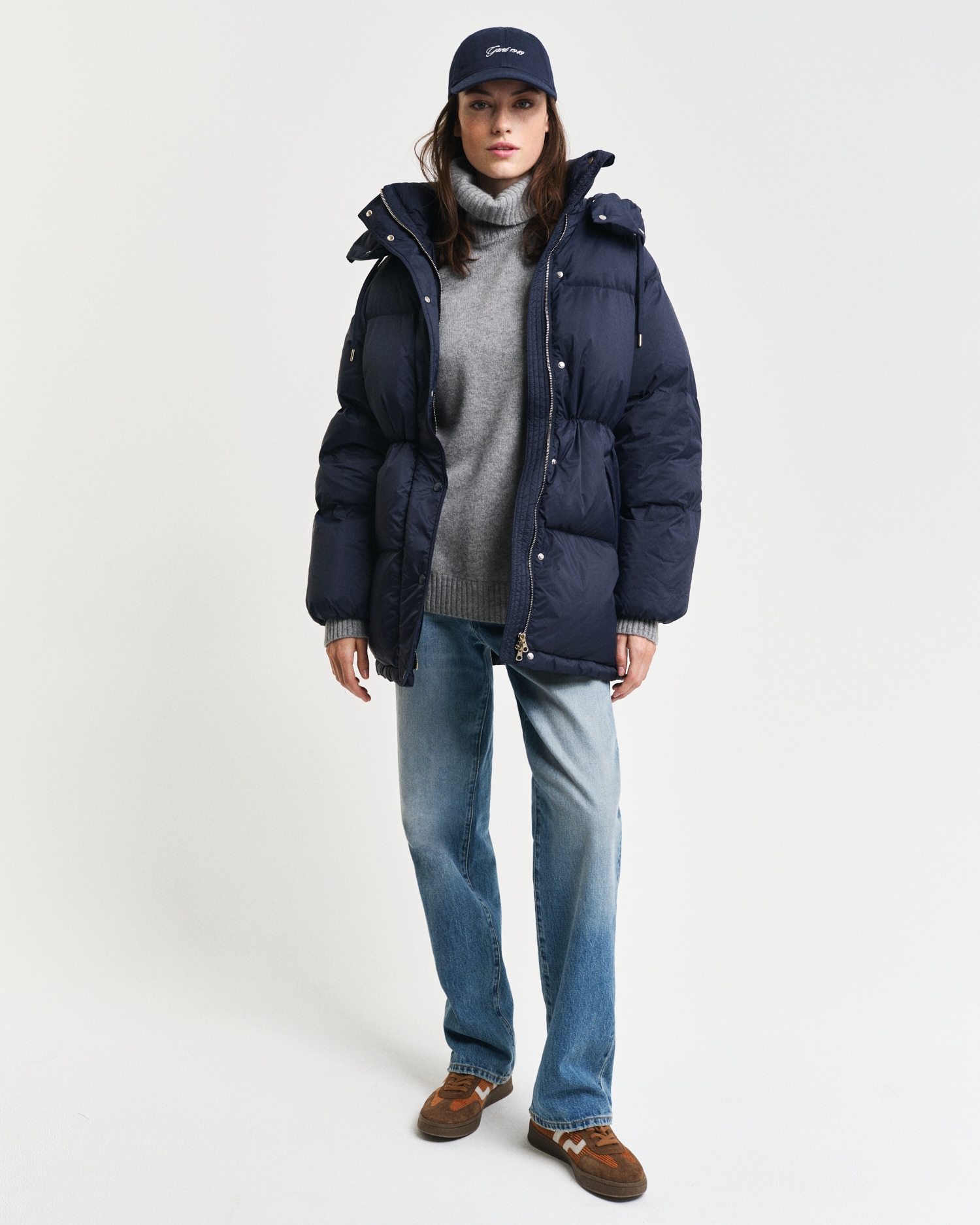 Gant Steppjacke »MID LENGTH DOWN JACKET«, mit Kapuze, mit 2-Wege-Reissverschluss