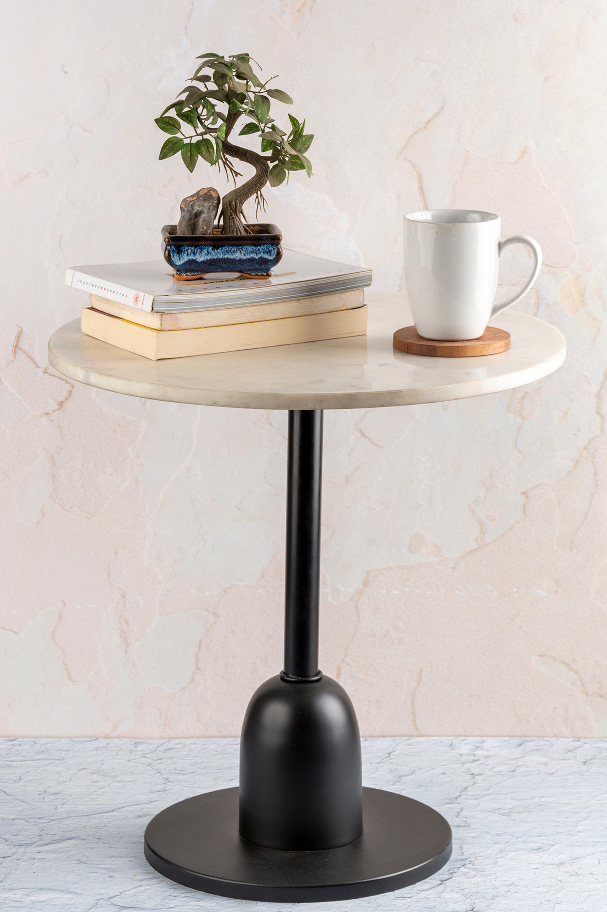 Kayoom Beistelltisch »Gordon 125, einzigartiges Design durch Herstellung in Handarbeit«, (1 St.), Industrial Style, Tischplatte aus Marmor, runde Form
