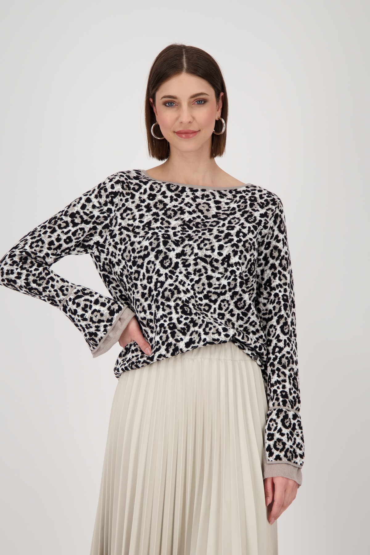 Monari Rundhalspullover »Pullover Leo allover« Mit Rundhalsausschnitt