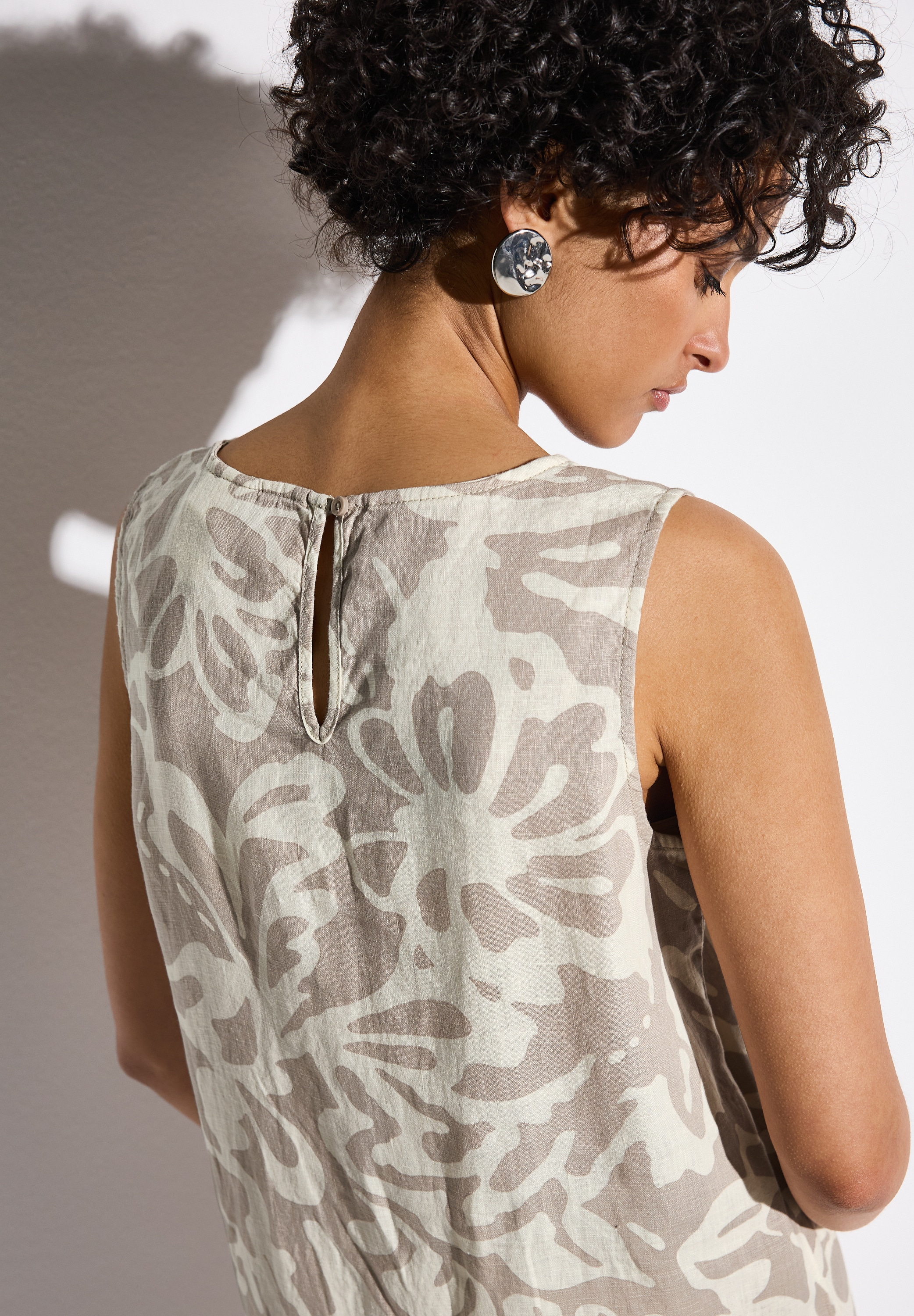 STREET ONE Volantkleid, Sommerkleid gemustert und ärmellos aus reinem Leinen